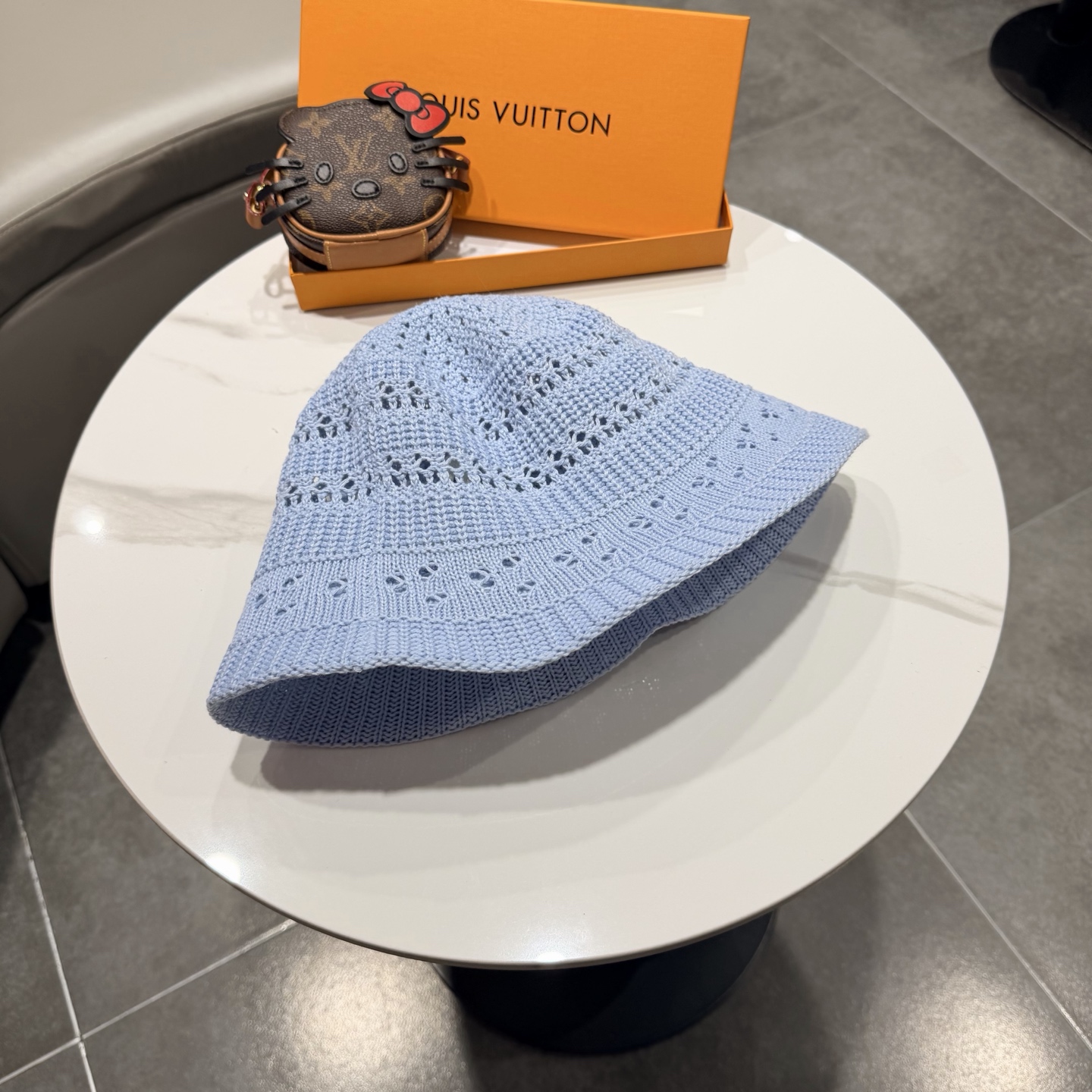 Lv路易威登2026新款遮阳防晒帽子女镂空透气素颜水桶帽春夏季时尚百搭渔夫帽