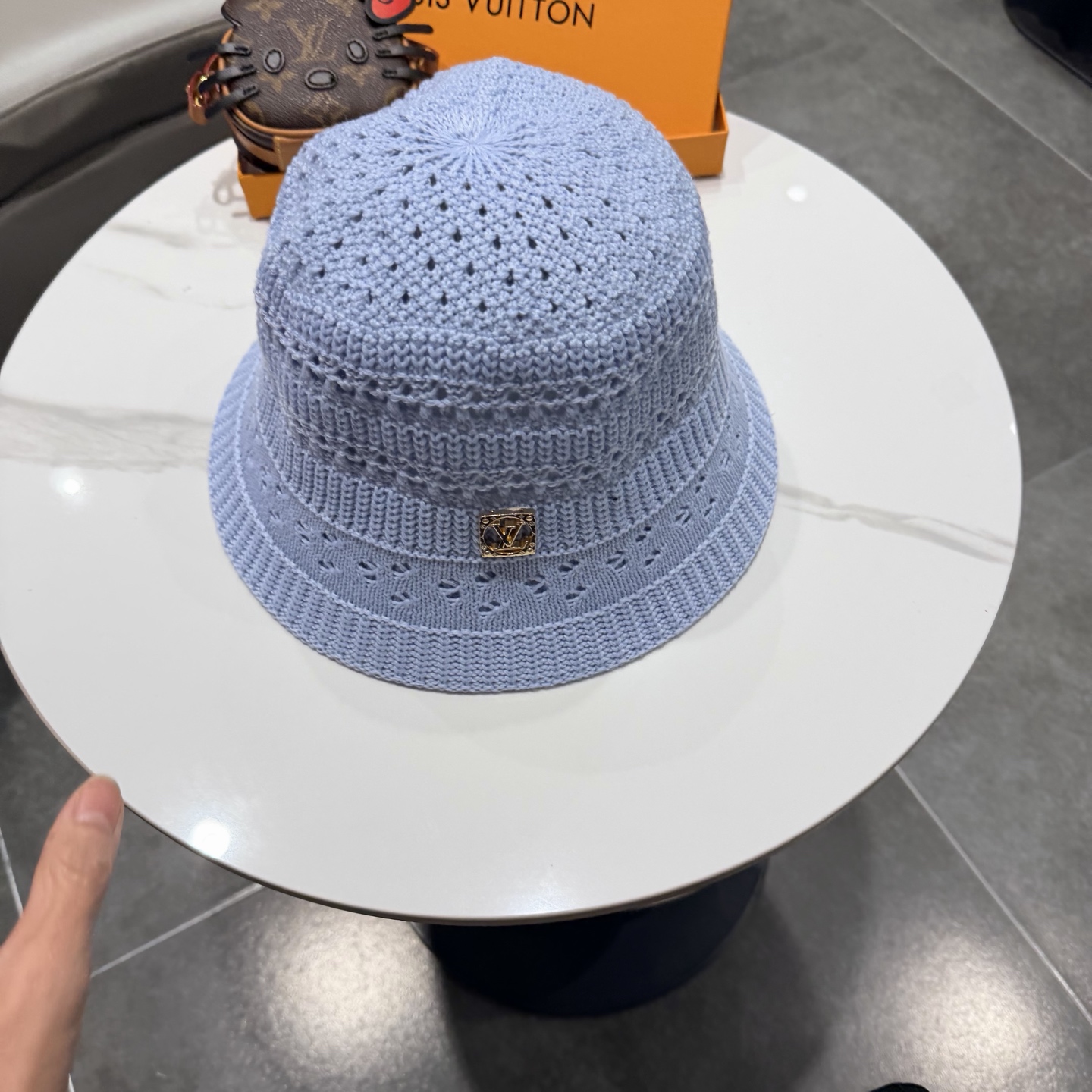 Lv路易威登2026新款遮阳防晒帽子女镂空透气素颜水桶帽春夏季时尚百搭渔夫帽