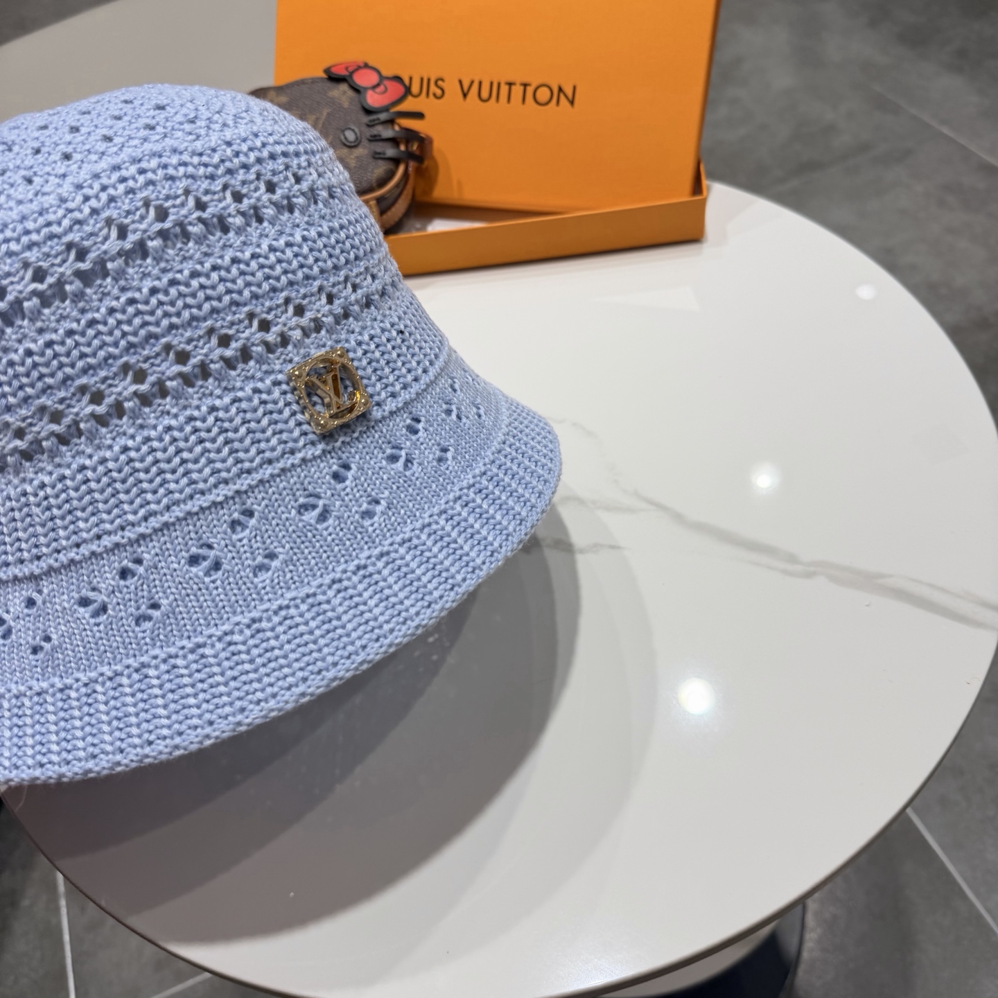 Lv路易威登2026新款遮阳防晒帽子女镂空透气素颜水桶帽春夏季时尚百搭渔夫帽