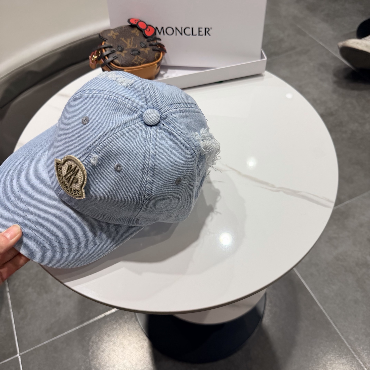 。蒙口Moncler 秋冬款新款个性棒球帽，高品质高颜值时尚单品！男女同款