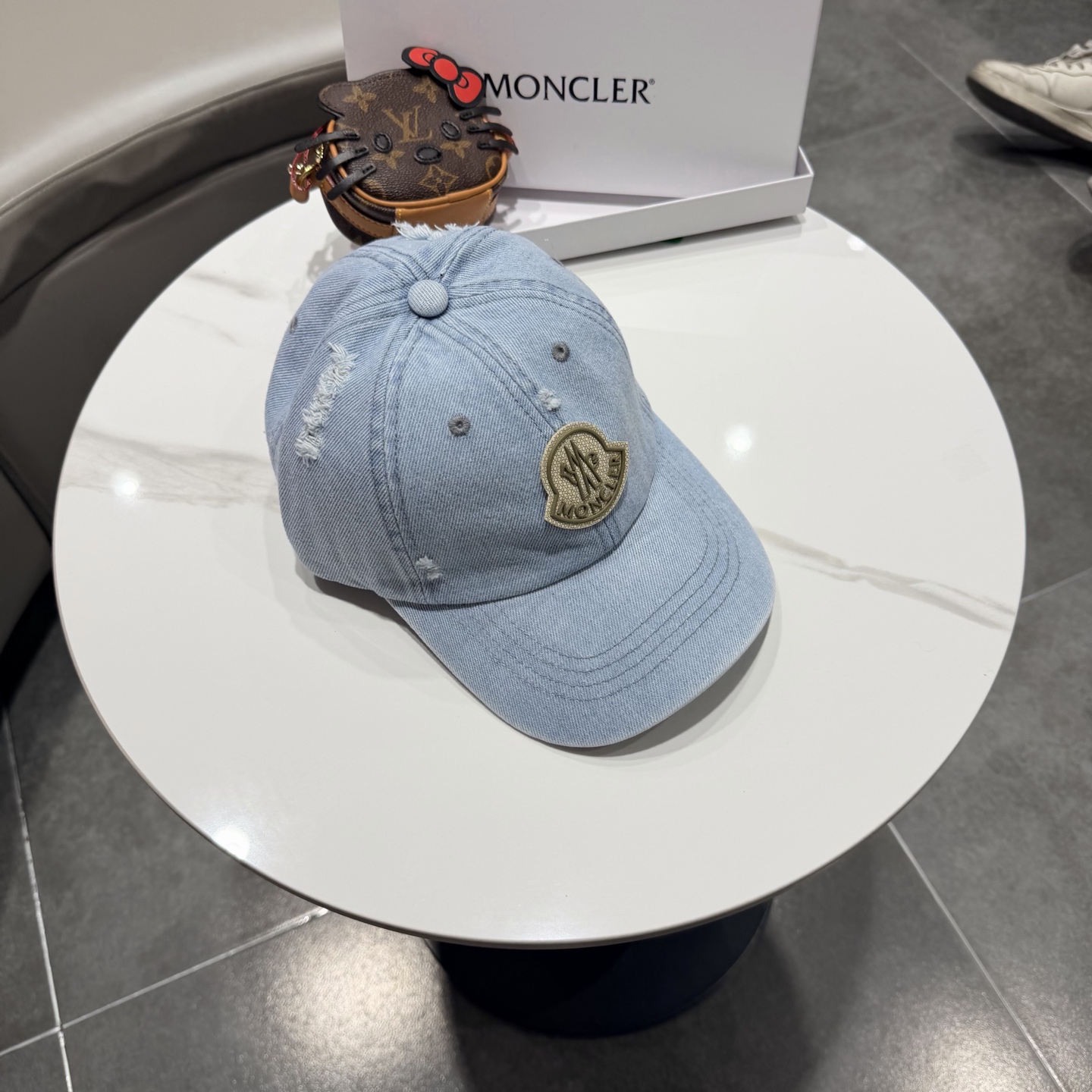 。蒙口Moncler 秋冬款新款个性棒球帽，高品质高颜值时尚单品！男女同款