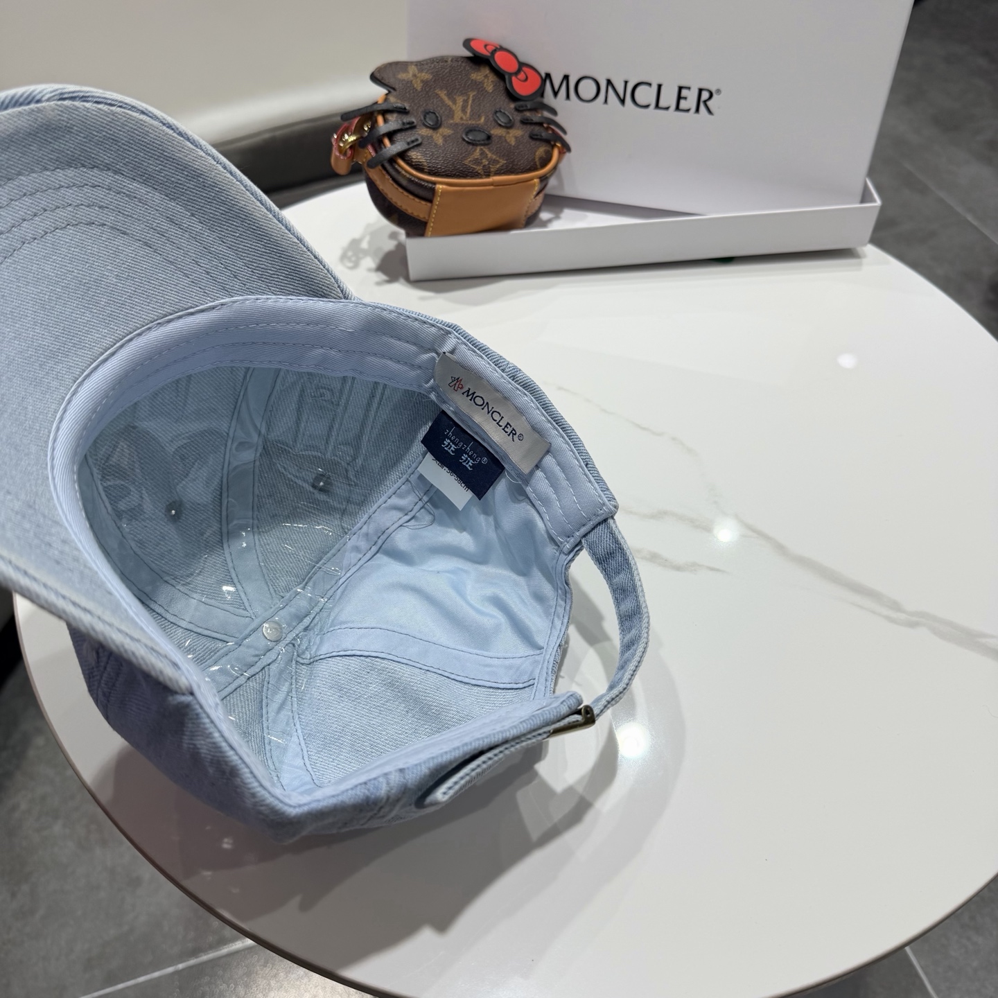 。蒙口Moncler 秋冬款新款个性棒球帽，高品质高颜值时尚单品！男女同款