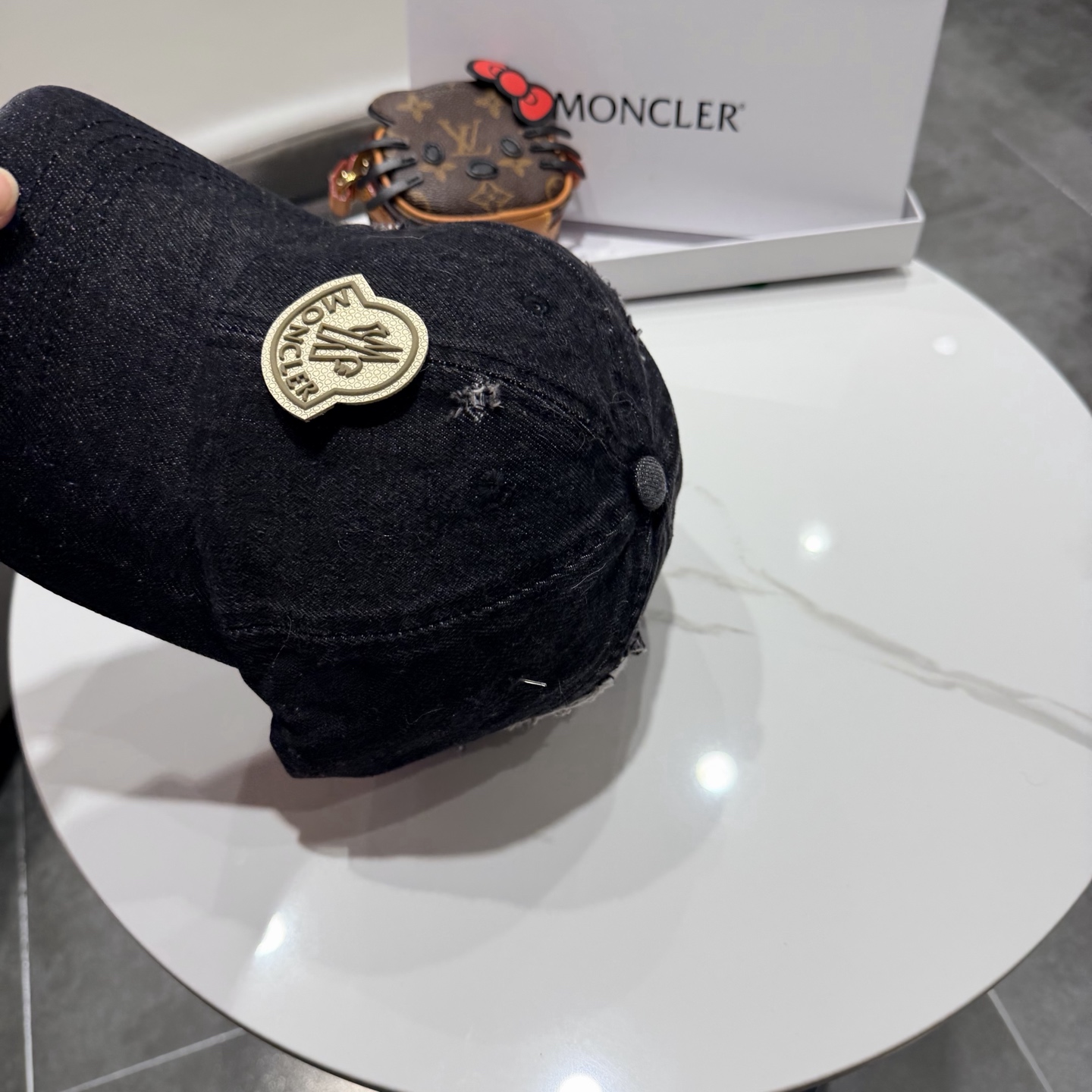 。蒙口Moncler 秋冬款新款个性棒球帽，高品质高颜值时尚单品！男女同款