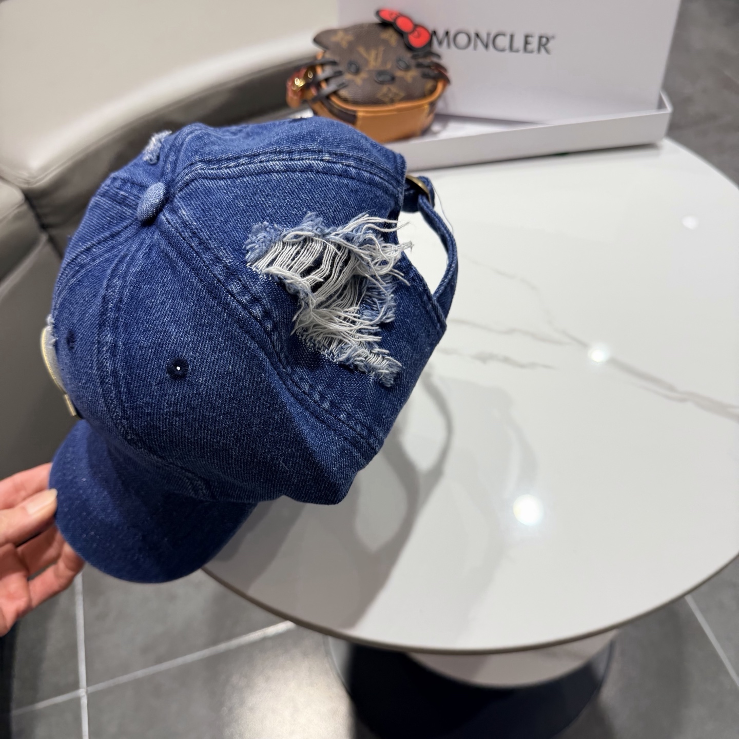 。蒙口Moncler 秋冬款新款个性棒球帽，高品质高颜值时尚单品！男女同款