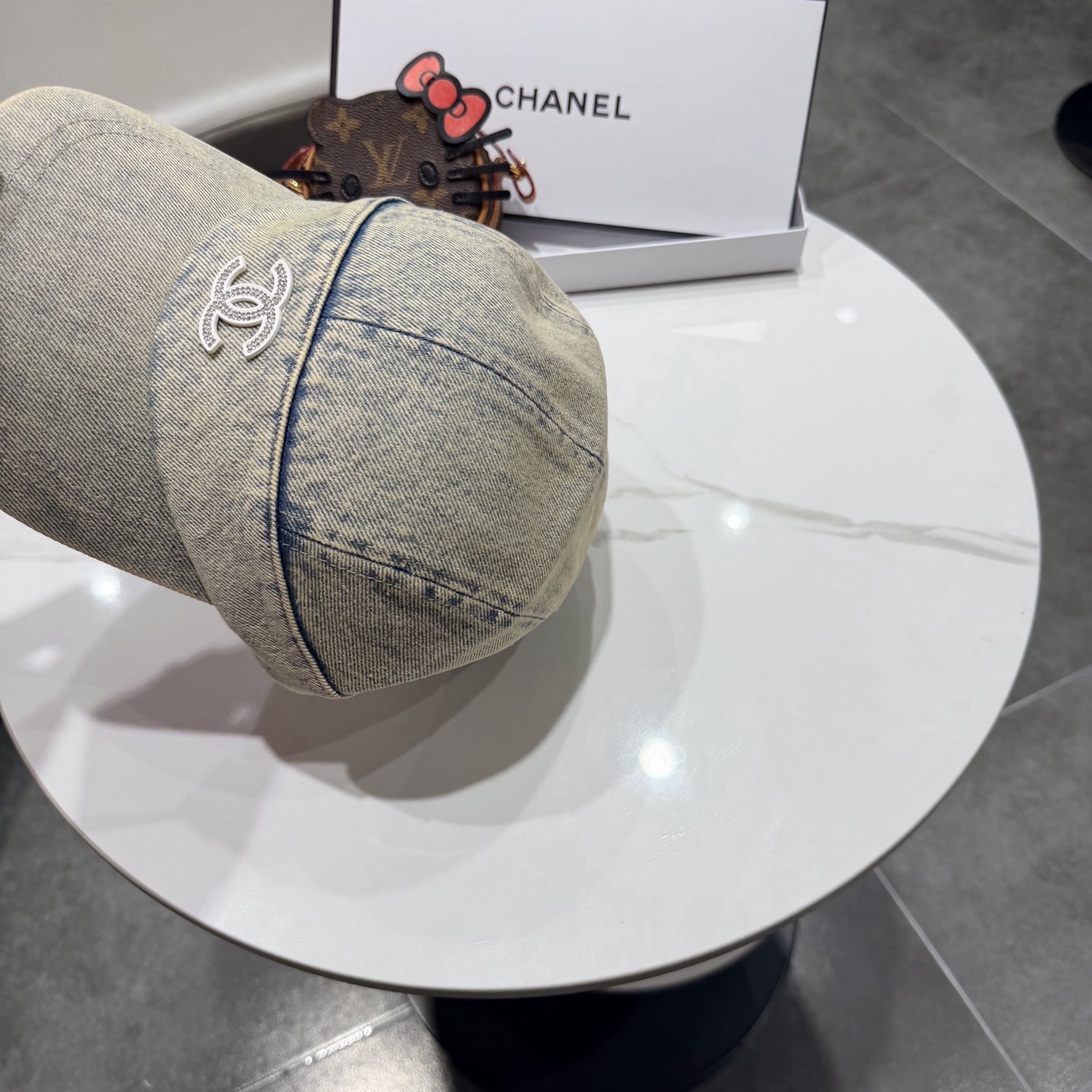 Chanel 复古水洗牛仔盔形鸭舌帽子女春夏季遮阳帽马术帽显脸小棒球帽