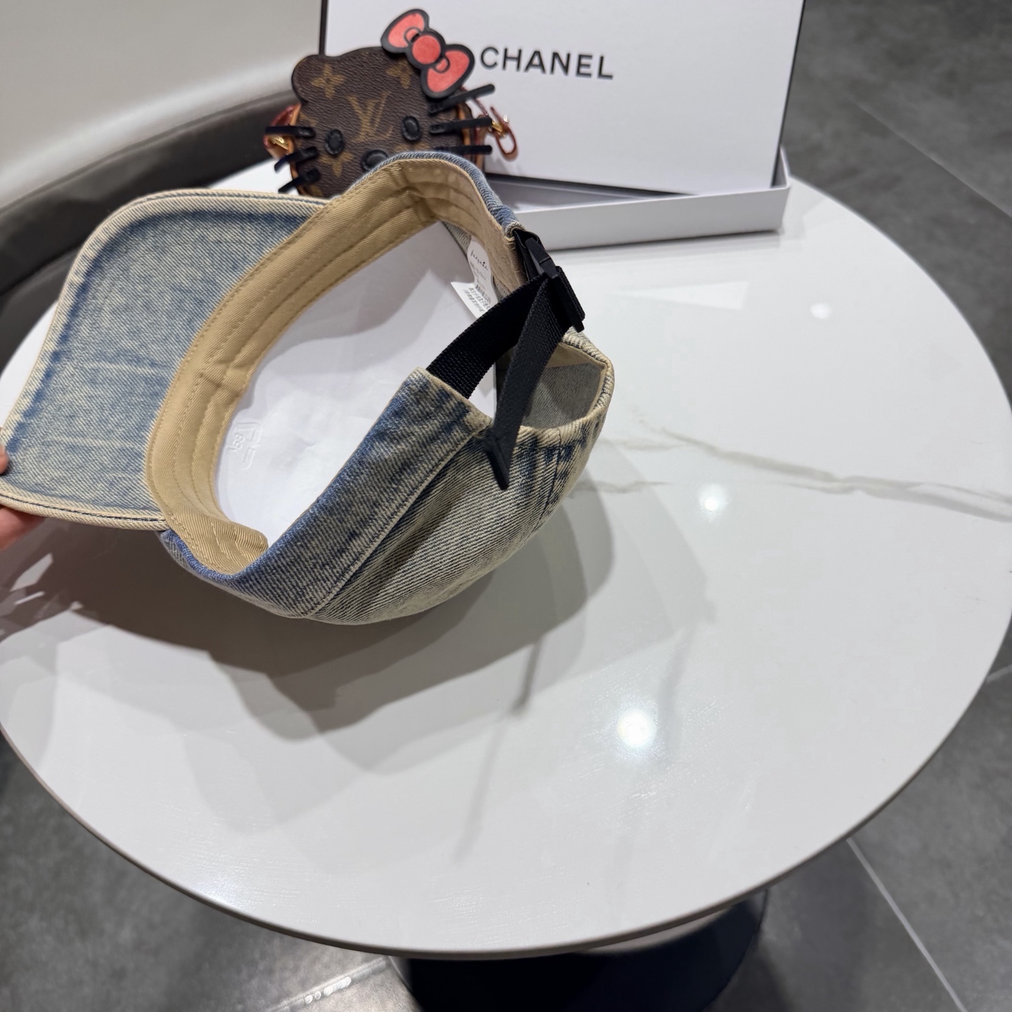 Chanel 复古水洗牛仔盔形鸭舌帽子女春夏季遮阳帽马术帽显脸小棒球帽