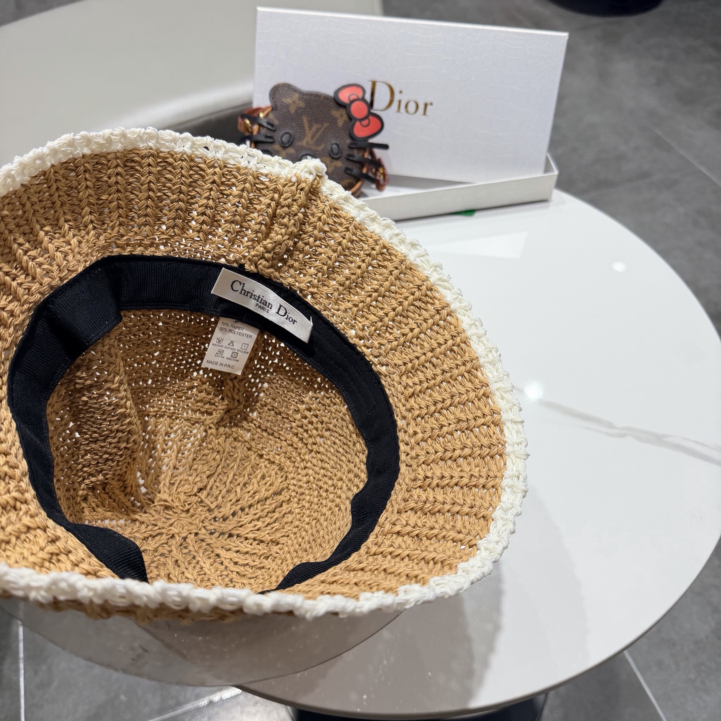 迪奥Dior盆帽新款夏季网眼透气时尚百搭韩版户外街头休闲旅游防嗮遮阳帽女