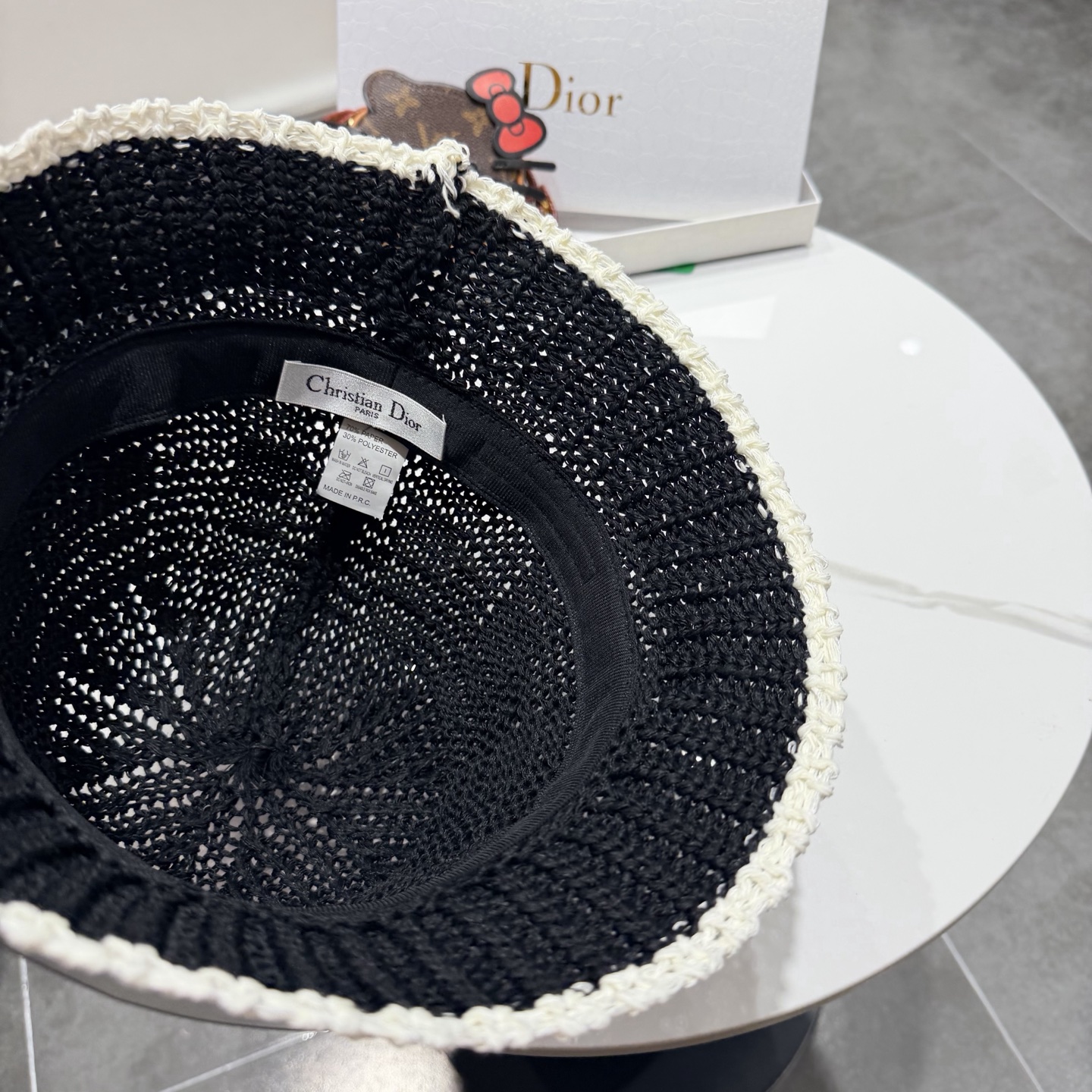 迪奥Dior盆帽新款夏季网眼透气时尚百搭韩版户外街头休闲旅游防嗮遮阳帽女