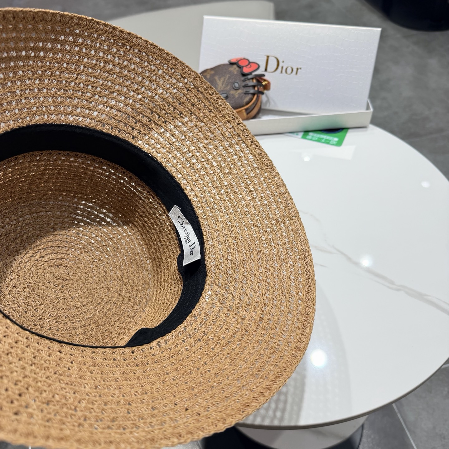 Dior迪奥  2026早春新款拉菲草韩版搭配草帽 精密编制工艺 百搭时尚，经典简约，官网新品