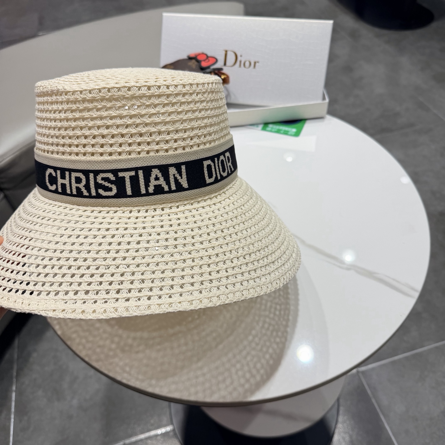 Dior迪奥  2026早春新款拉菲草韩版搭配草帽 精密编制工艺 百搭时尚，经典简约，官网新品