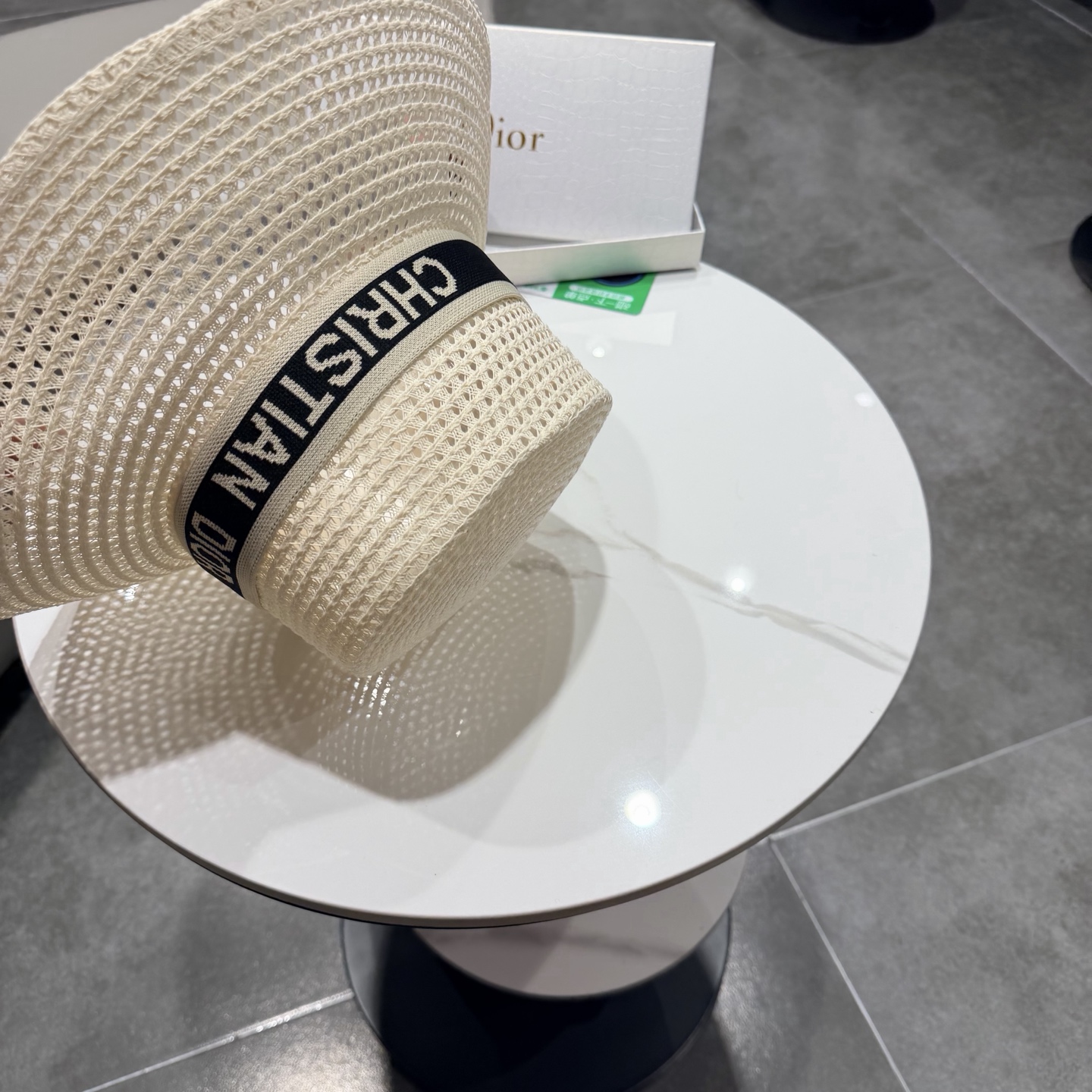 Dior迪奥  2026早春新款拉菲草韩版搭配草帽 精密编制工艺 百搭时尚，经典简约，官网新品