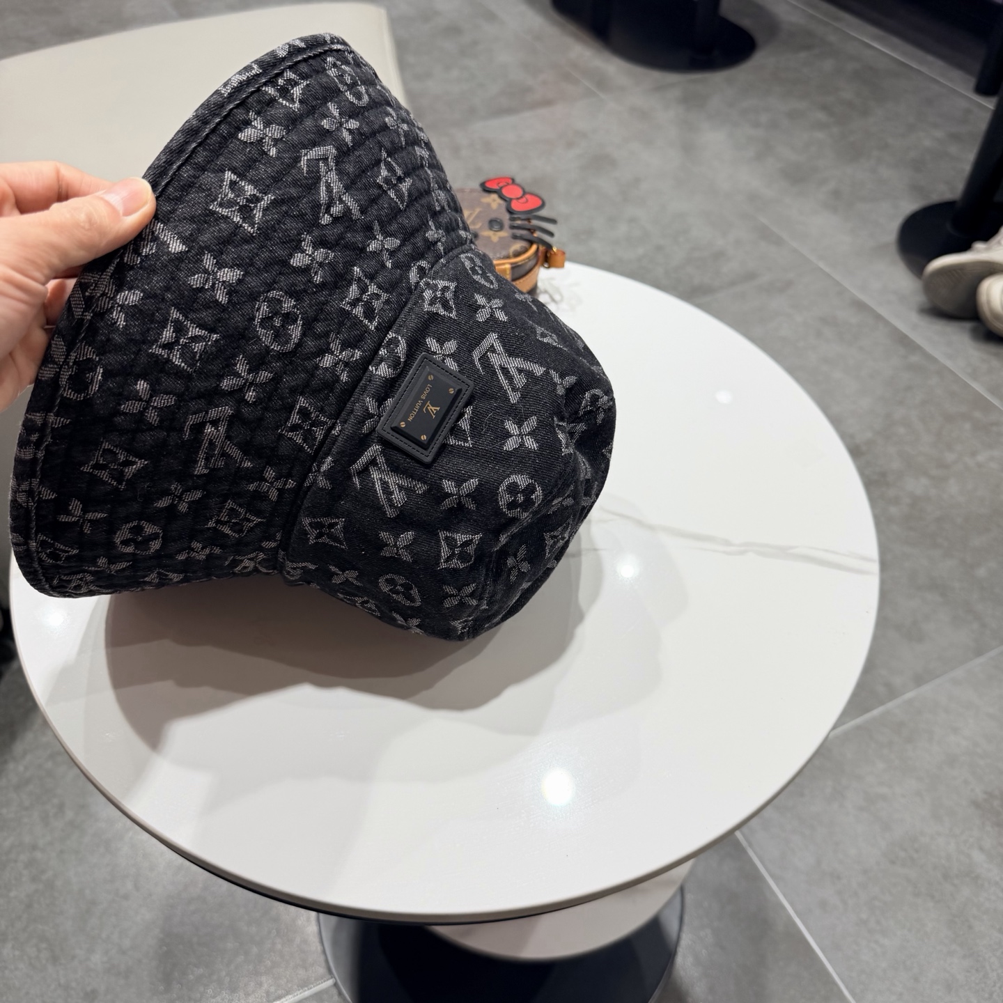 lv路易威登新款老花牛仔渔夫帽女秋冬季休闲百搭显脸小水桶帽男户外遮阳盆帽