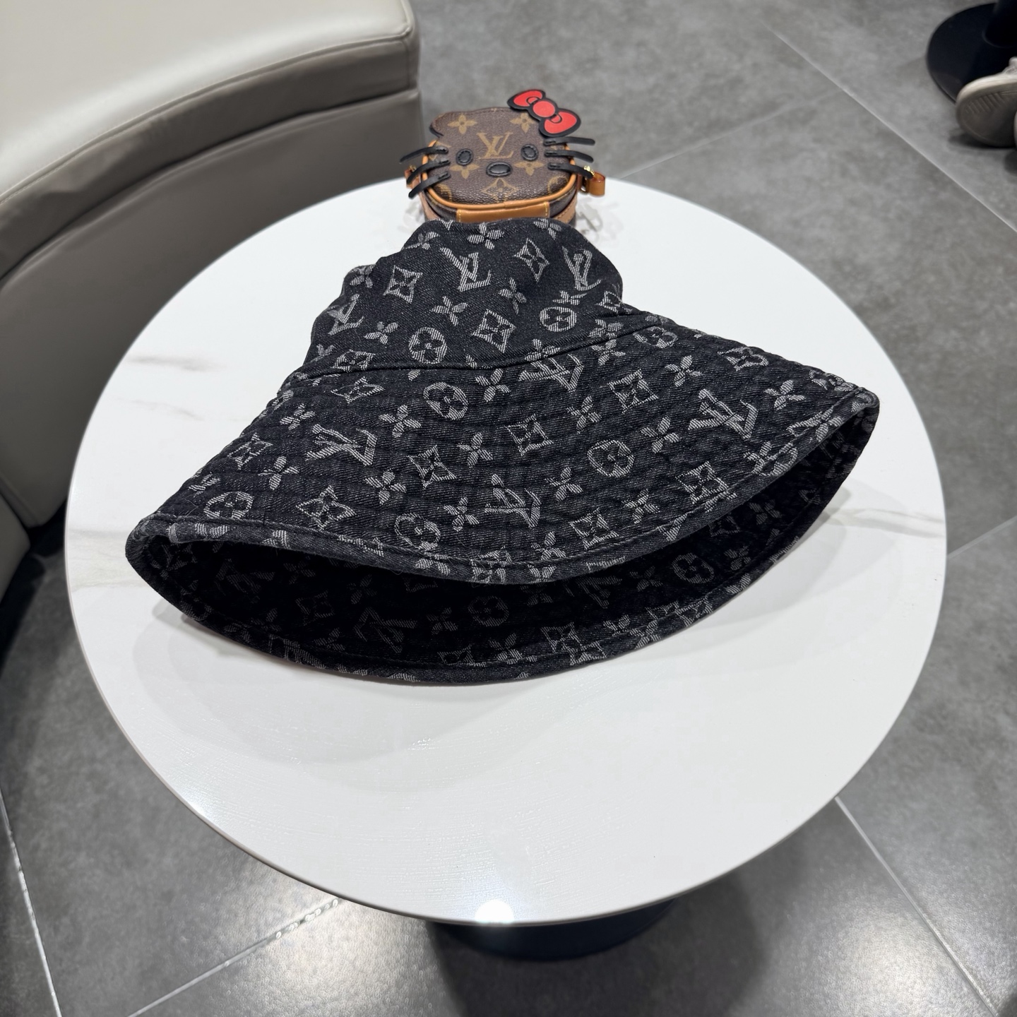 lv路易威登新款老花牛仔渔夫帽女秋冬季休闲百搭显脸小水桶帽男户外遮阳盆帽