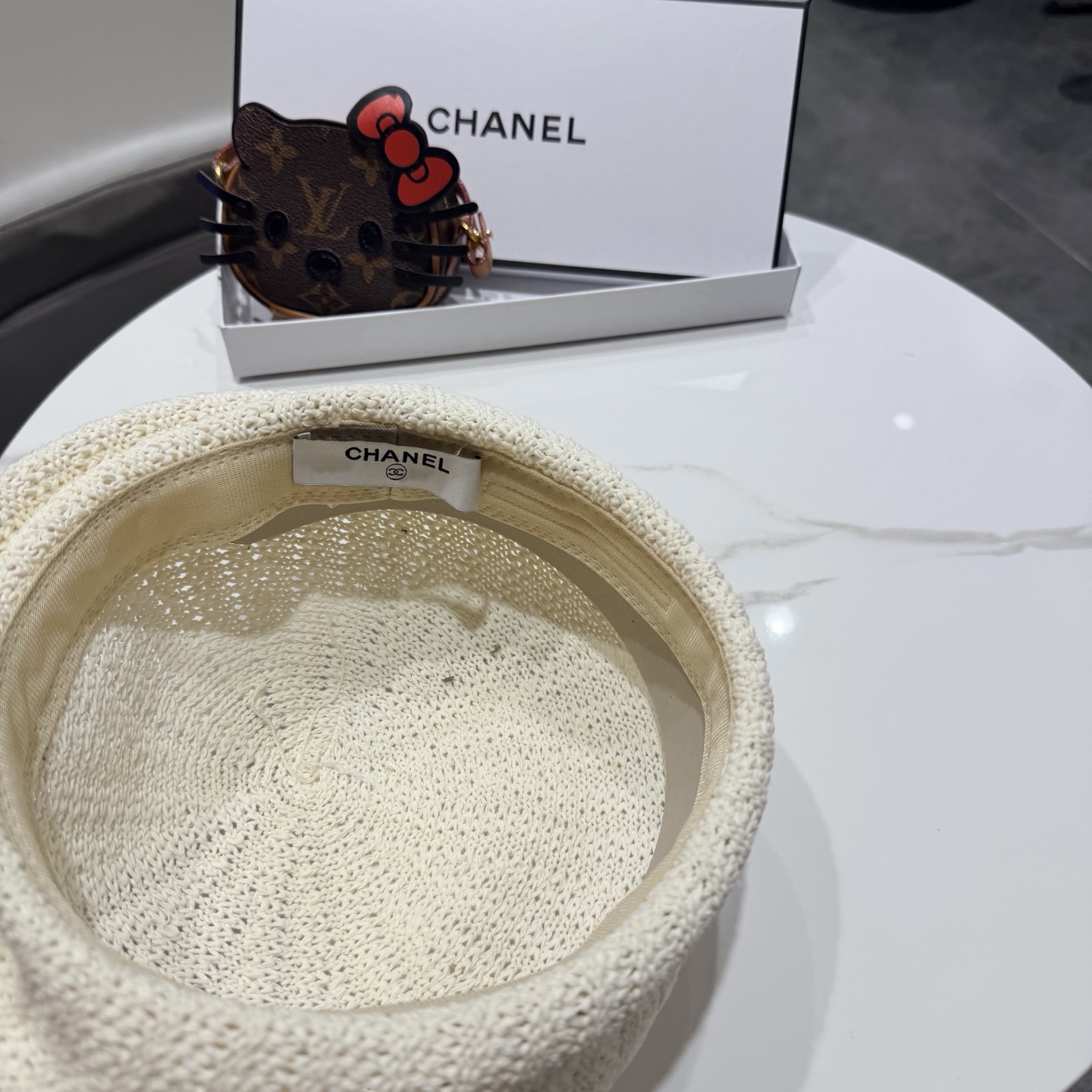 chanel贝雷帽子女2026新款时尚百搭显脸小夏季英伦风透气薄款画家帽香奈儿