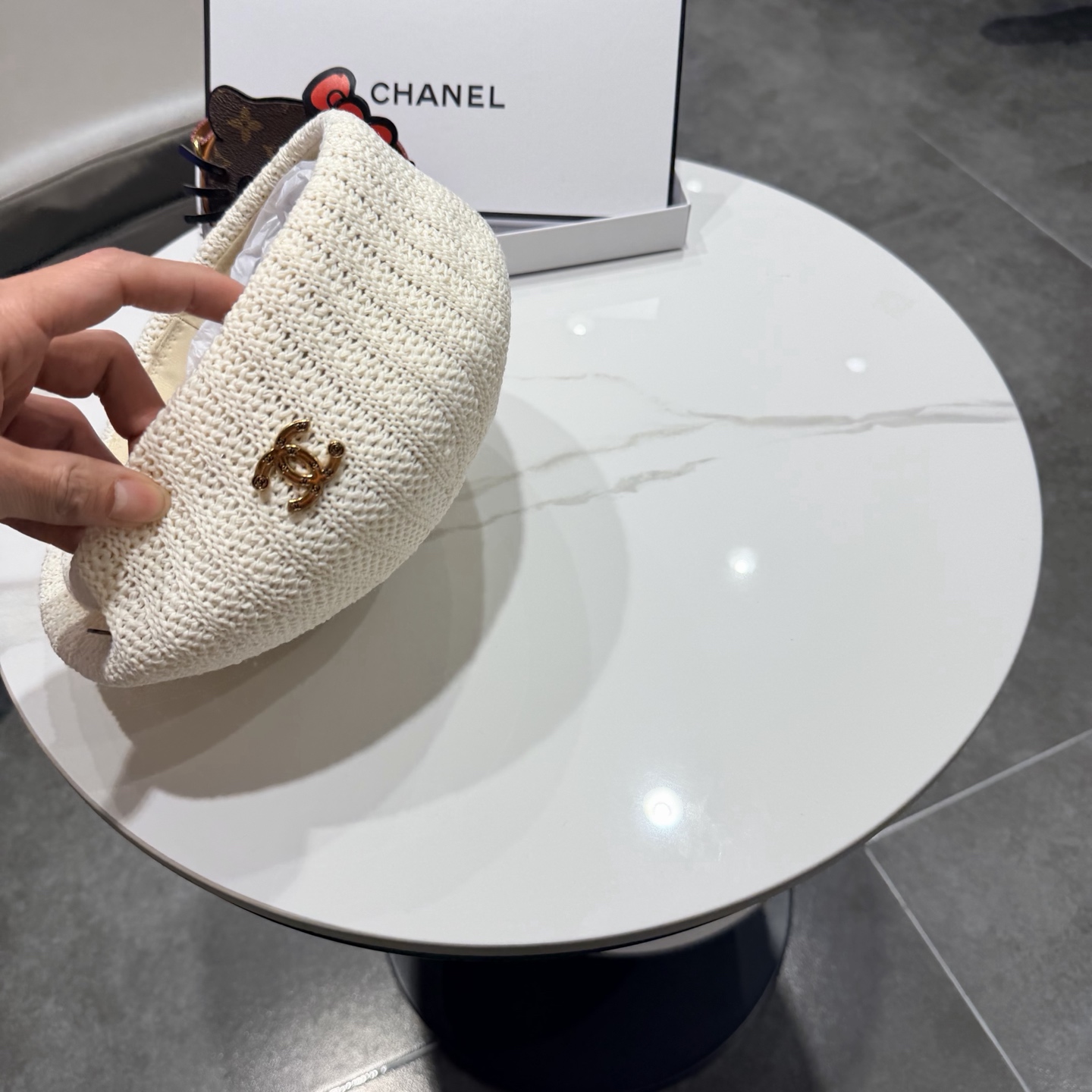 chanel贝雷帽子女2026新款时尚百搭显脸小夏季英伦风透气薄款画家帽香奈儿