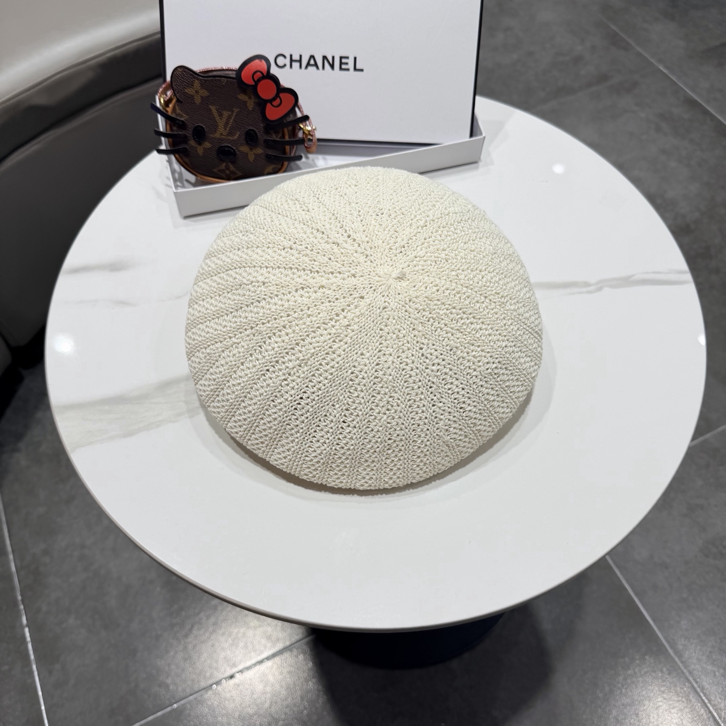 chanel贝雷帽子女2026新款时尚百搭显脸小夏季英伦风透气薄款画家帽香奈儿