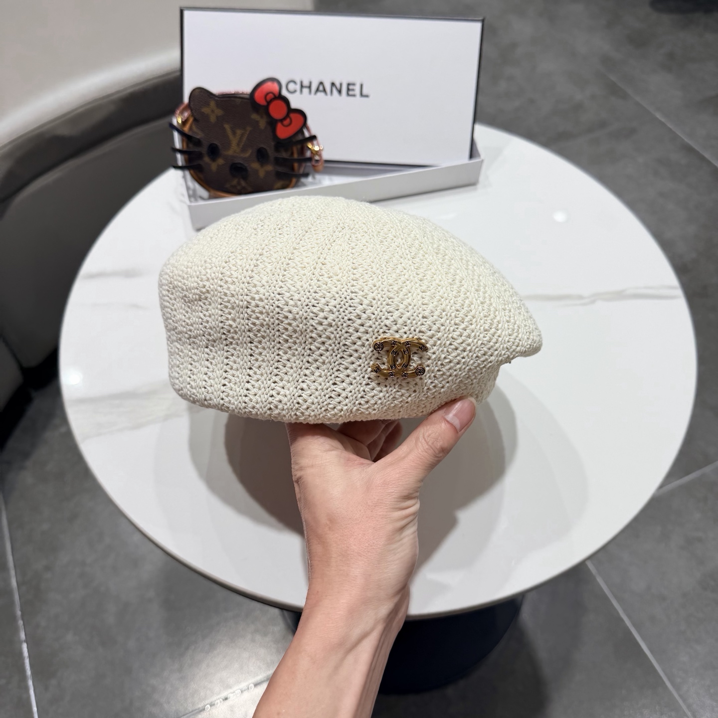 chanel贝雷帽子女2026新款时尚百搭显脸小夏季英伦风透气薄款画家帽香奈儿