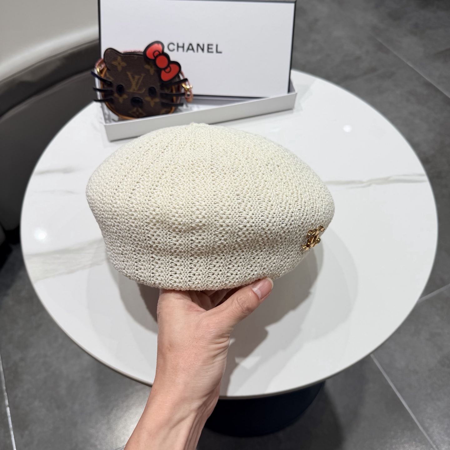 chanel贝雷帽子女2026新款时尚百搭显脸小夏季英伦风透气薄款画家帽香奈儿