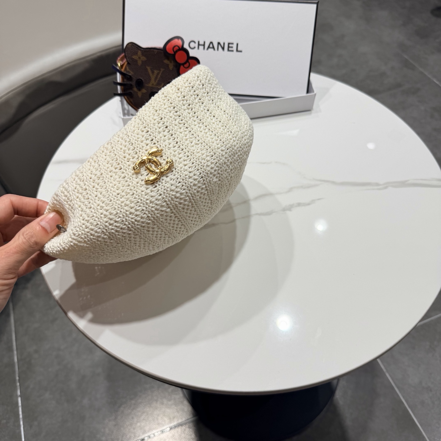 chanel贝雷帽子女2026新款时尚百搭显脸小夏季英伦风透气薄款画家帽香奈儿