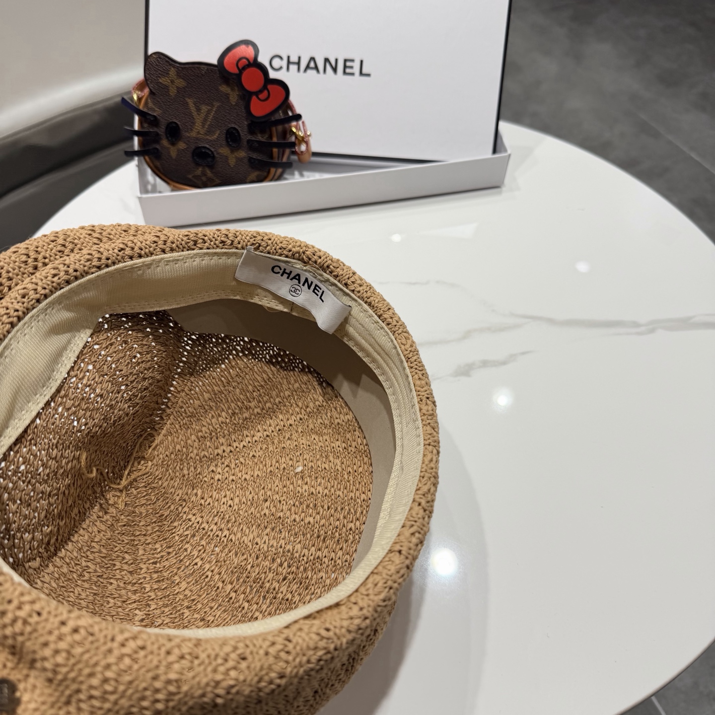chanel贝雷帽子女2026新款时尚百搭显脸小夏季英伦风透气薄款画家帽香奈儿