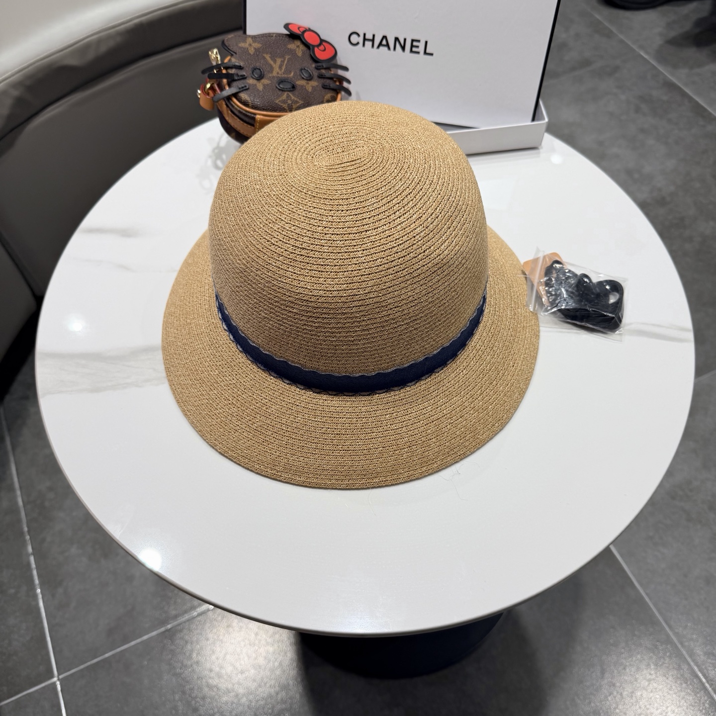 Chanel香奈儿草帽，高级定制，头围57cm。