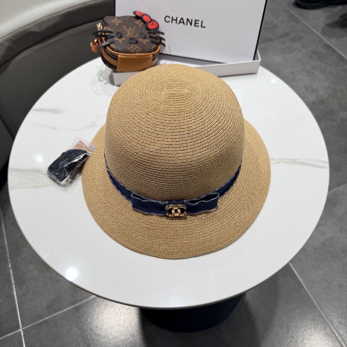 Chanel香奈儿草帽，高级定制，头围57cm。