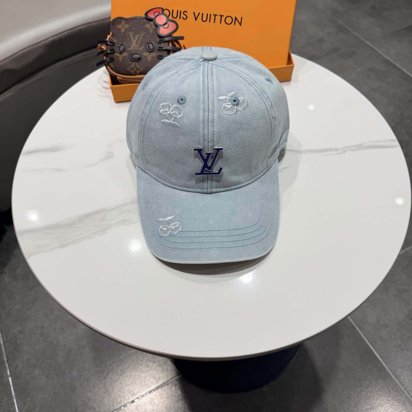 LV路易威登棒球帽  轻盈透气。完美版型，对格精准无误，男女适用