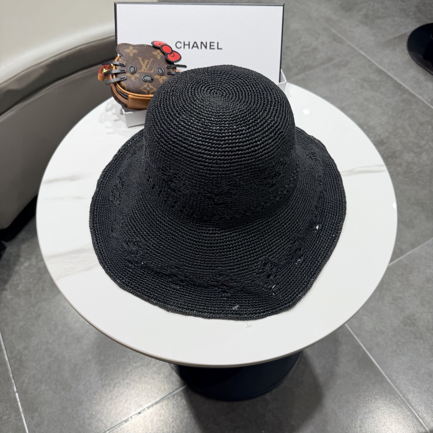 Chanel香奈儿2026新款夏季拉菲草手工编织镂空草帽女夏季防晒遮阳大檐帽可折叠度假帽