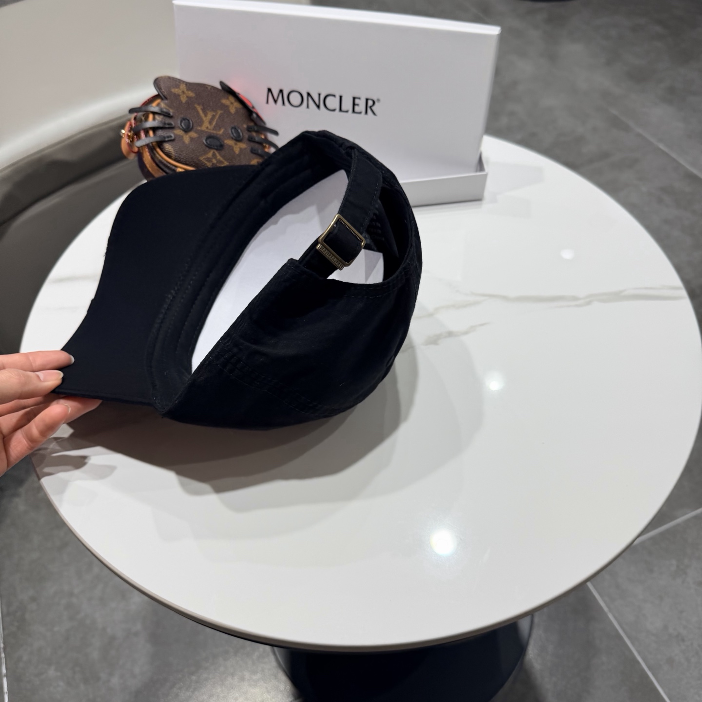 蒙口MONCLER2026 新款棒球帽，时尚炸街单品，风格很OK，网红.时尚博主的最爱！高品质舒适透气，