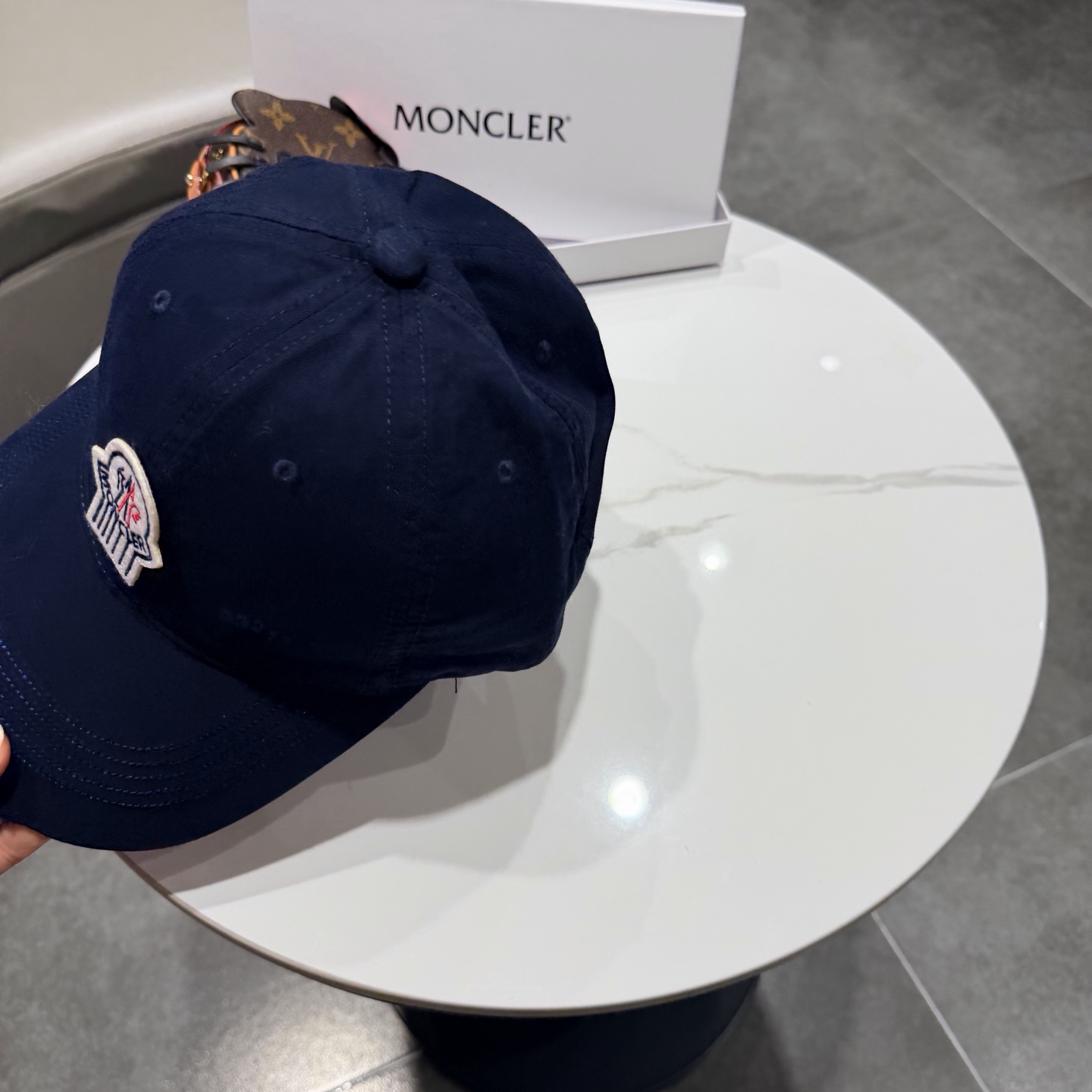 蒙口MONCLER2026 新款棒球帽，时尚炸街单品，风格很OK，网红.时尚博主的最爱！高品质舒适透气，
