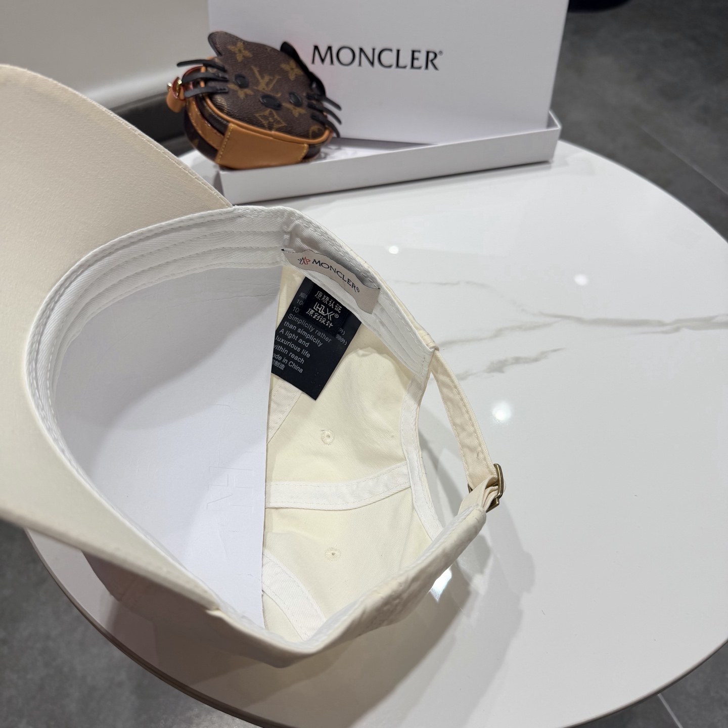 蒙口MONCLER2026 新款棒球帽，时尚炸街单品，风格很OK，网红.时尚博主的最爱！高品质舒适透气，