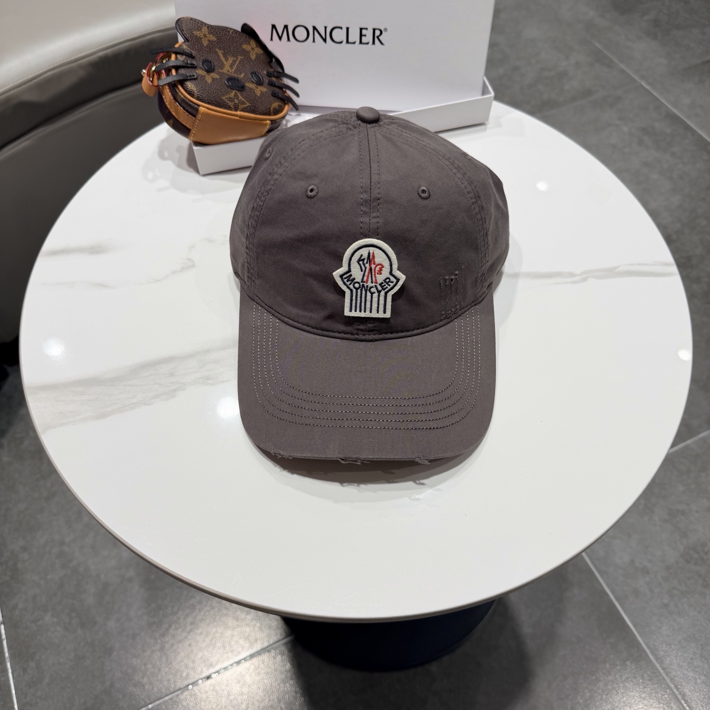 蒙口MONCLER2026 新款棒球帽，时尚炸街单品，风格很OK，网红.时尚博主的最爱！高品质舒适透气，