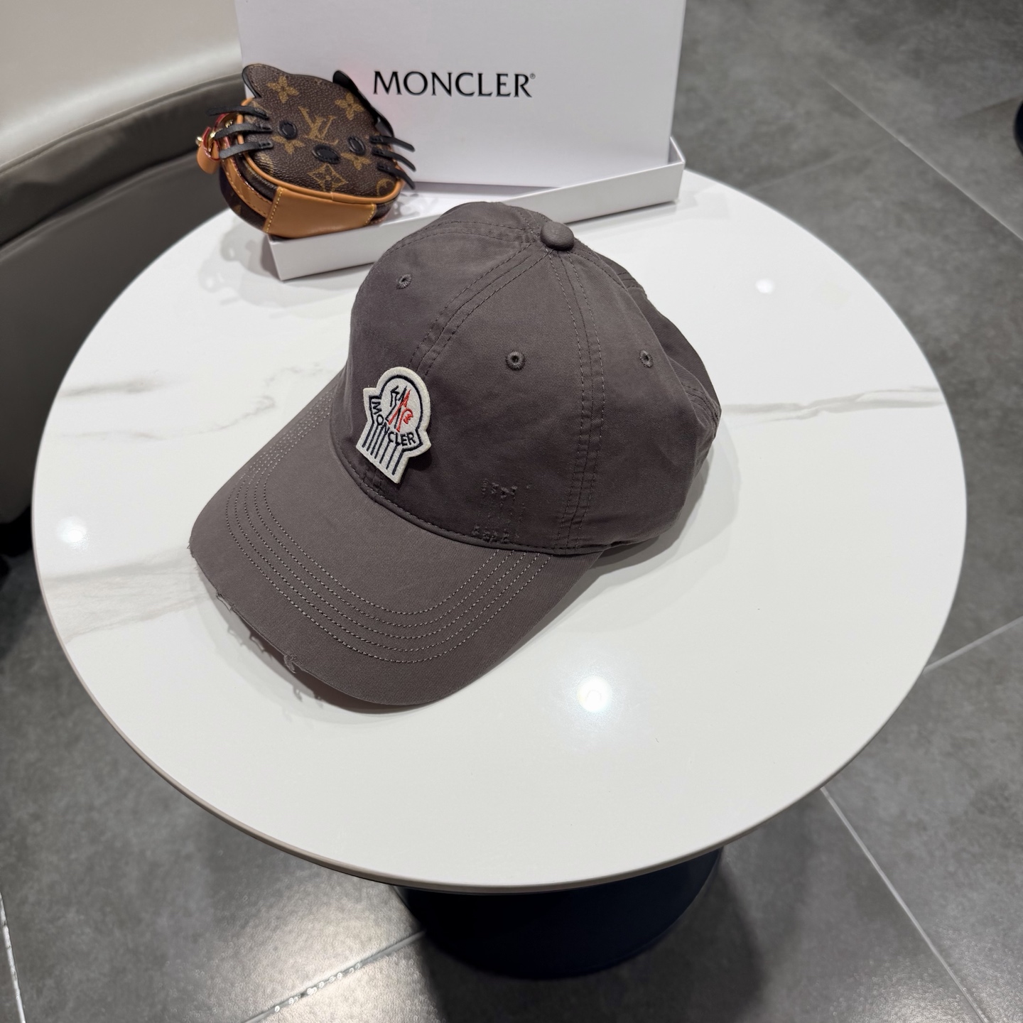 蒙口MONCLER2026 新款棒球帽，时尚炸街单品，风格很OK，网红.时尚博主的最爱！高品质舒适透气，