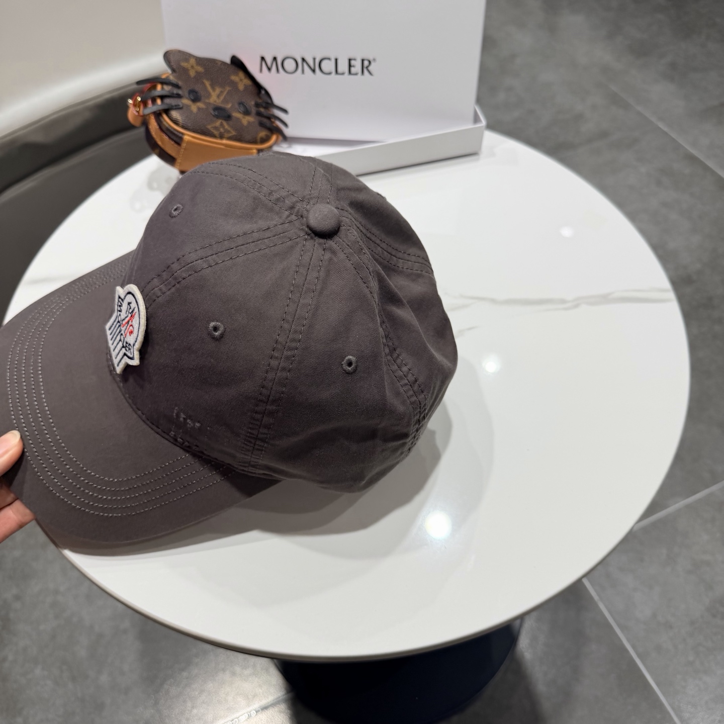 蒙口MONCLER2026 新款棒球帽，时尚炸街单品，风格很OK，网红.时尚博主的最爱！高品质舒适透气，