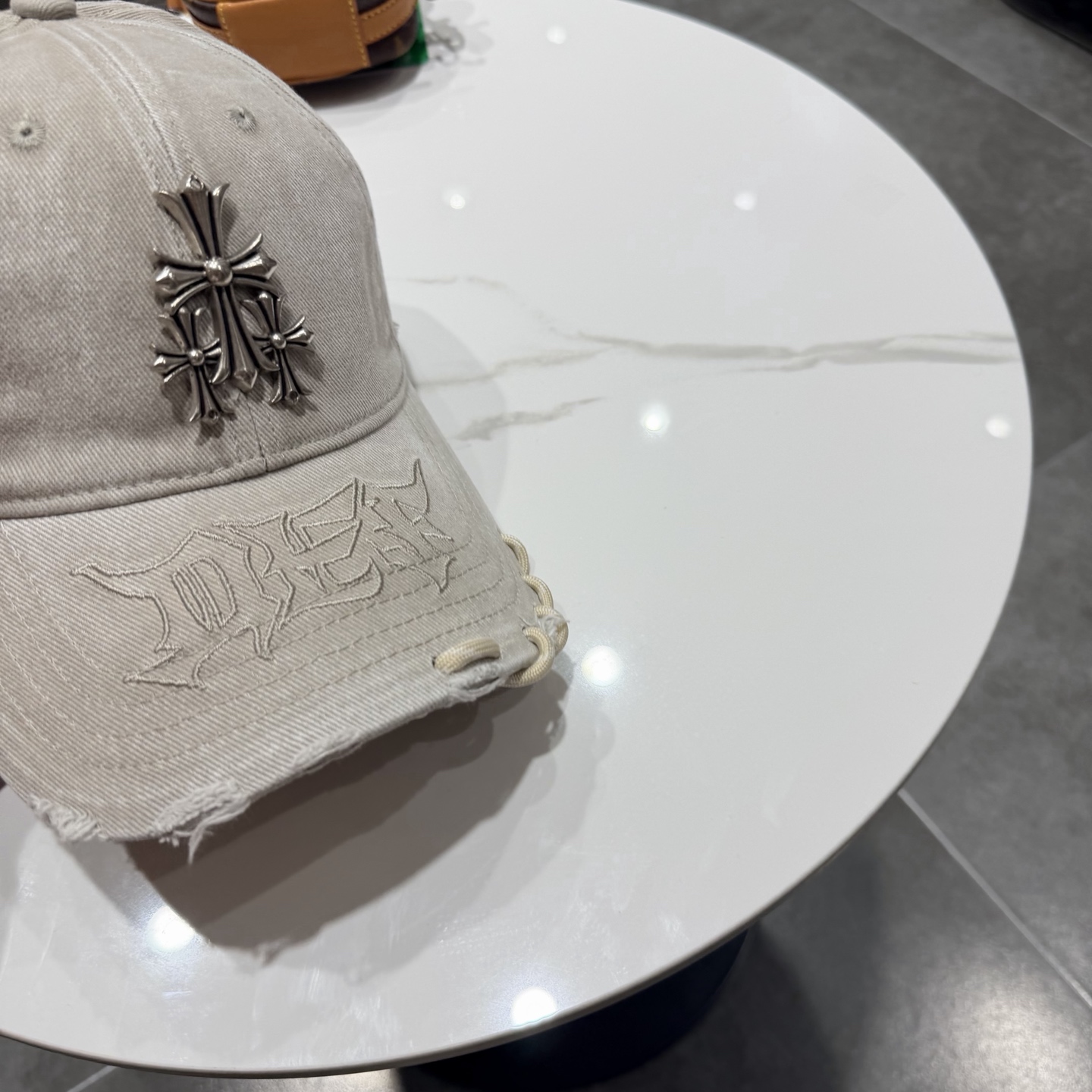 🆕  新款克罗心重工定制版✓棒球帽面料全新升级！质感好版型正！做了扎染工艺~ 很特别！