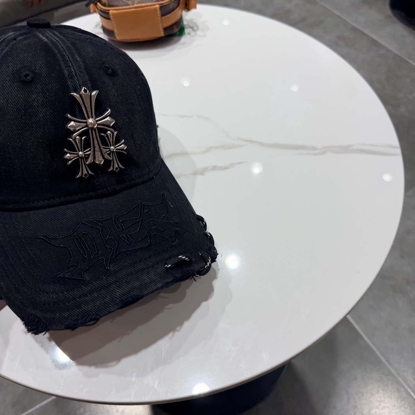 🆕  新款克罗心重工定制版✓棒球帽面料全新升级！质感好版型正！做了扎染工艺~ 很特别！