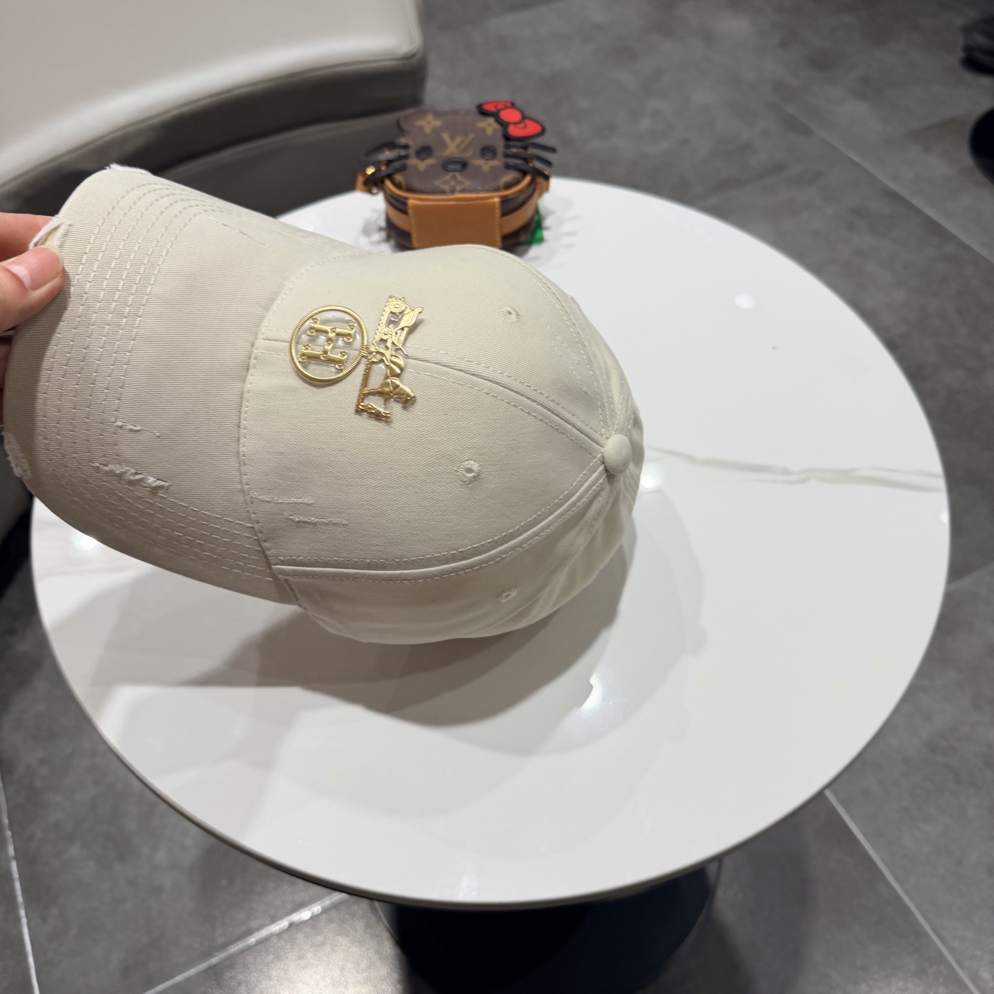 爱马仕 新款棒球帽，新款鸭舌帽，男女通用，头围57cm