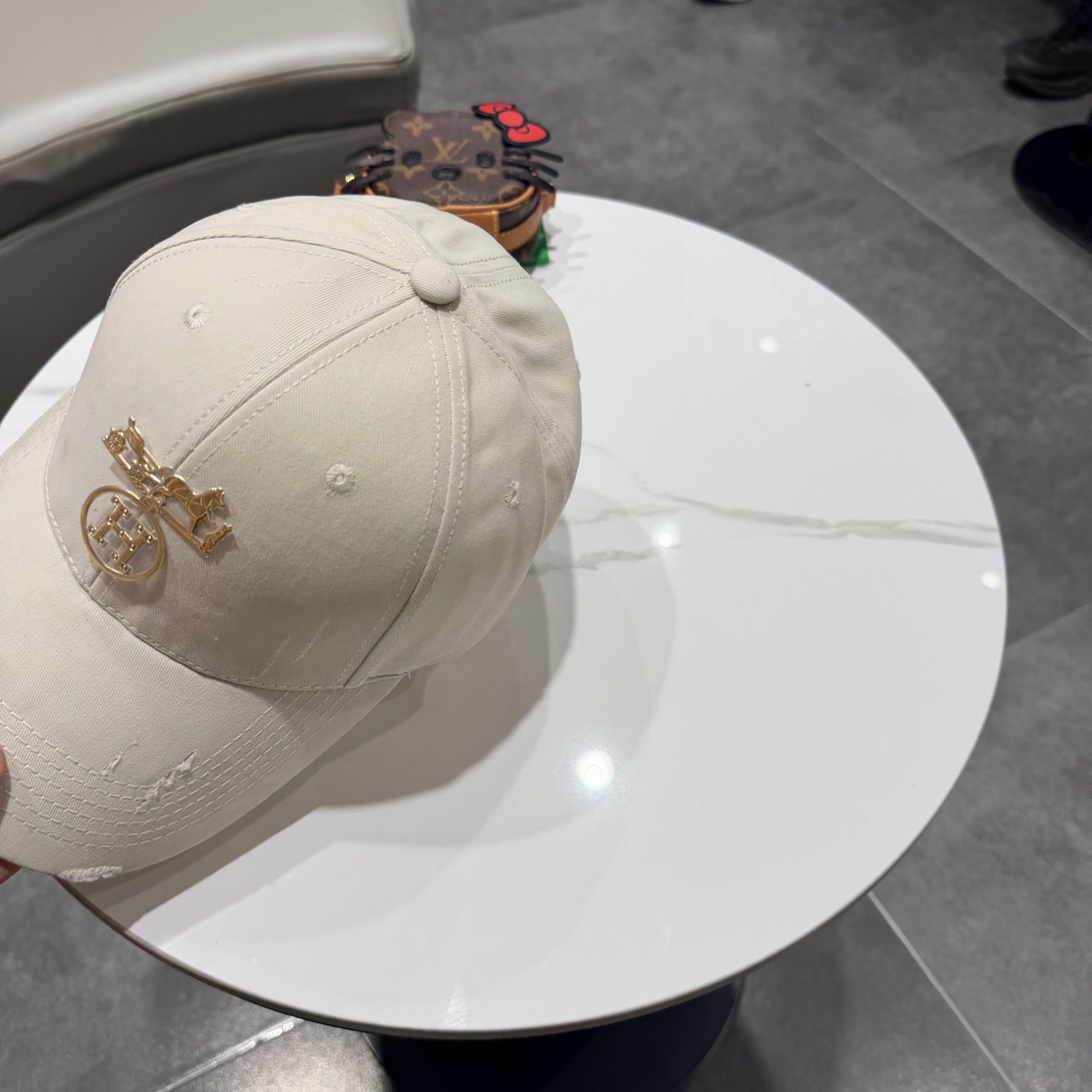 爱马仕 新款棒球帽，新款鸭舌帽，男女通用，头围57cm