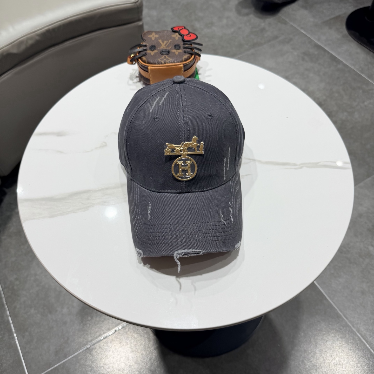 爱马仕 新款棒球帽，新款鸭舌帽，男女通用，头围57cm