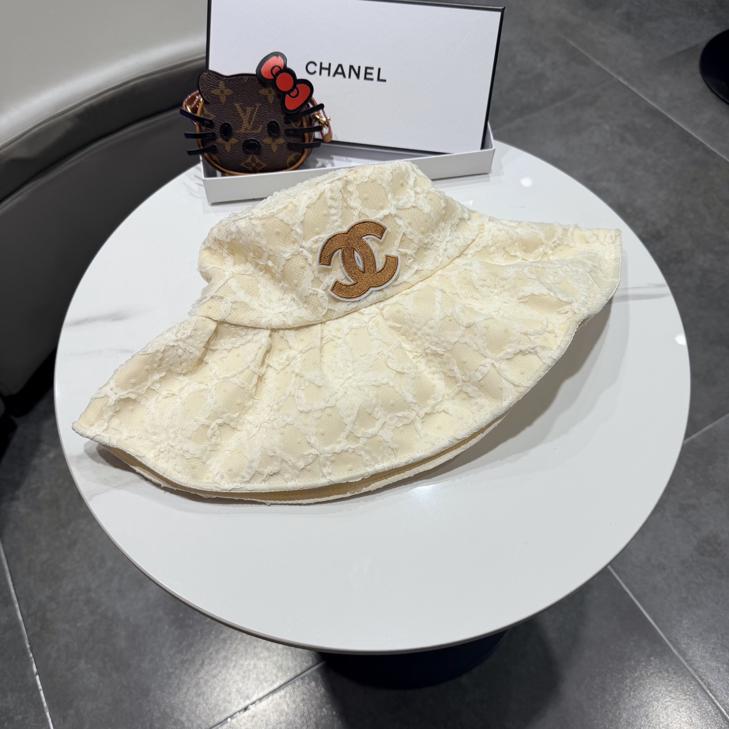 chane香奈儿l氛围感大檐蕾丝渔夫帽女春夏百搭黑胶防晒遮阳帽出游可折叠太阳帽