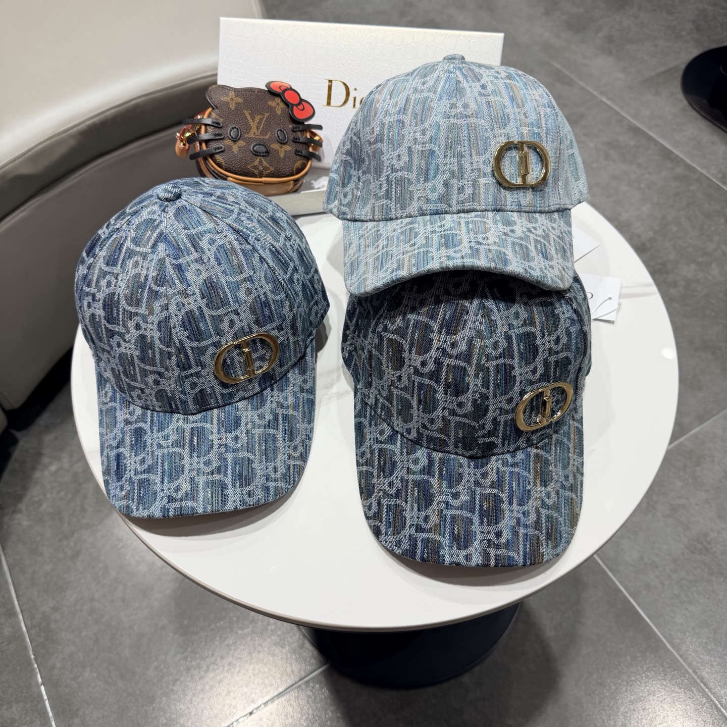 DIOR迪奥 官网同步新款发布 老花D家棒球帽🧢，水洗标吊牌齐全，超级火爆