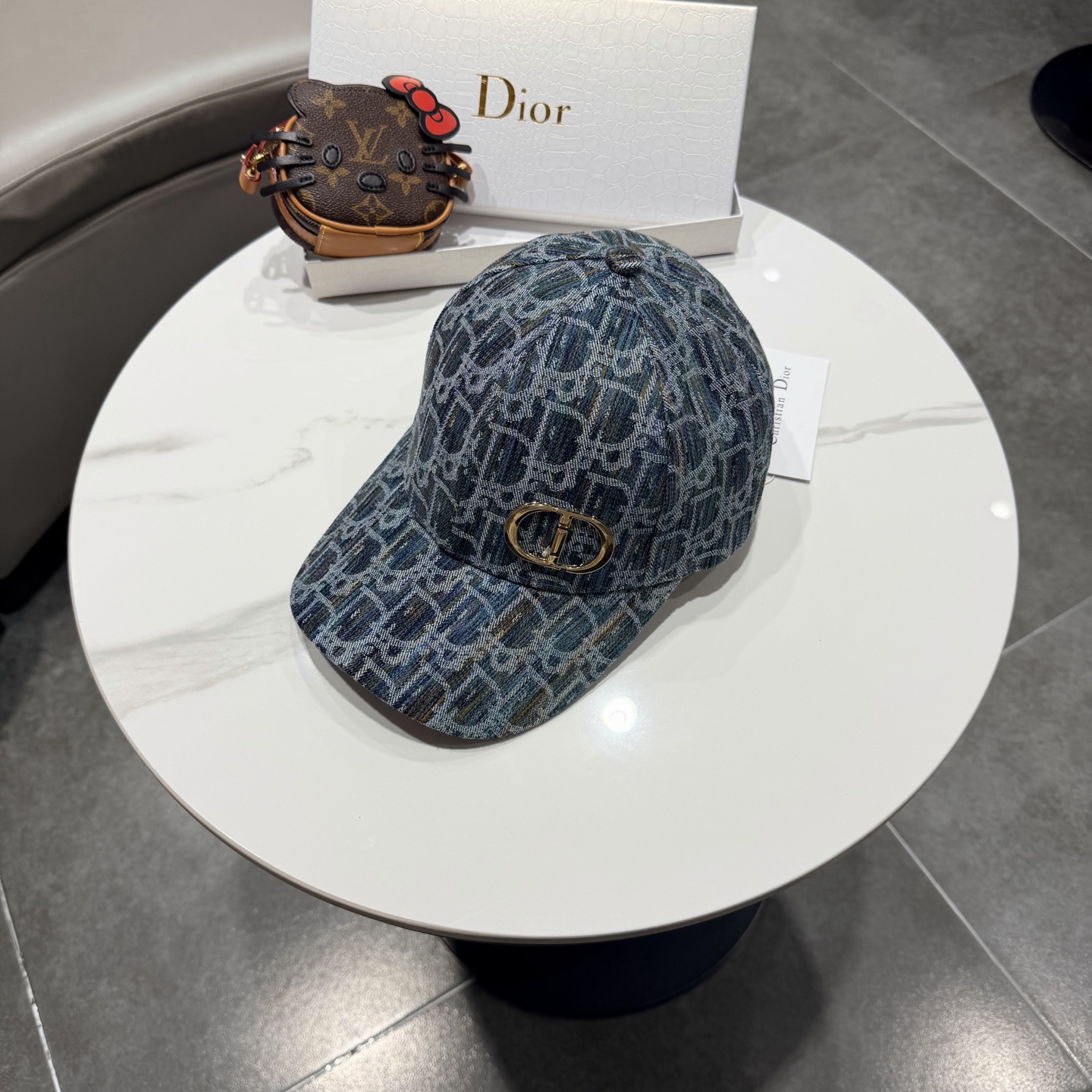 DIOR迪奥 官网同步新款发布 老花D家棒球帽🧢，水洗标吊牌齐全，超级火爆