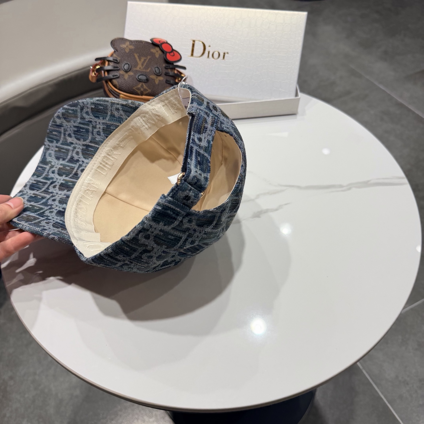 DIOR迪奥 官网同步新款发布 老花D家棒球帽🧢，水洗标吊牌齐全，超级火爆