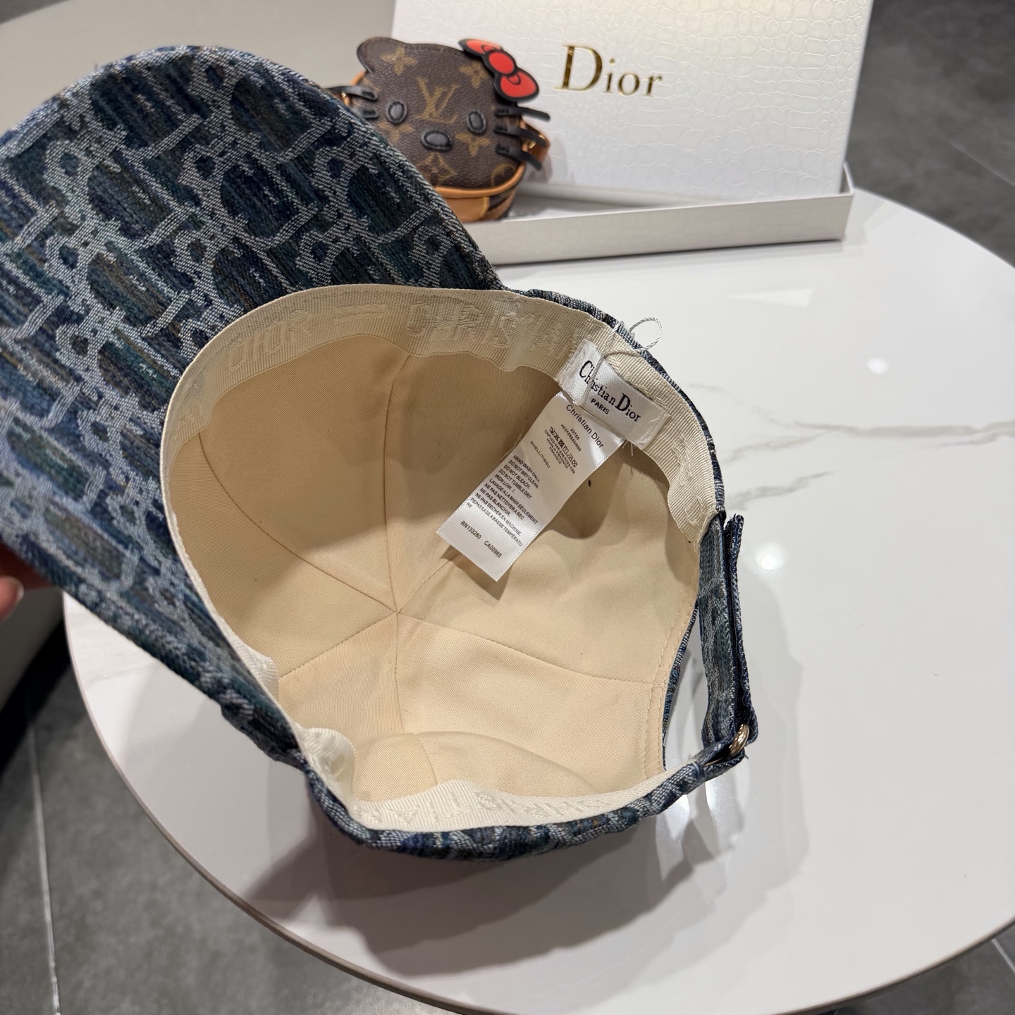DIOR迪奥 官网同步新款发布 老花D家棒球帽🧢，水洗标吊牌齐全，超级火爆