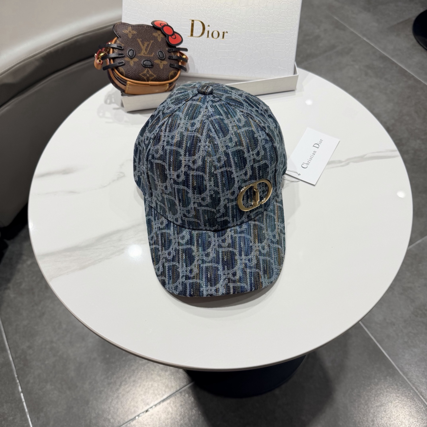 DIOR迪奥 官网同步新款发布 老花D家棒球帽🧢，水洗标吊牌齐全，超级火爆
