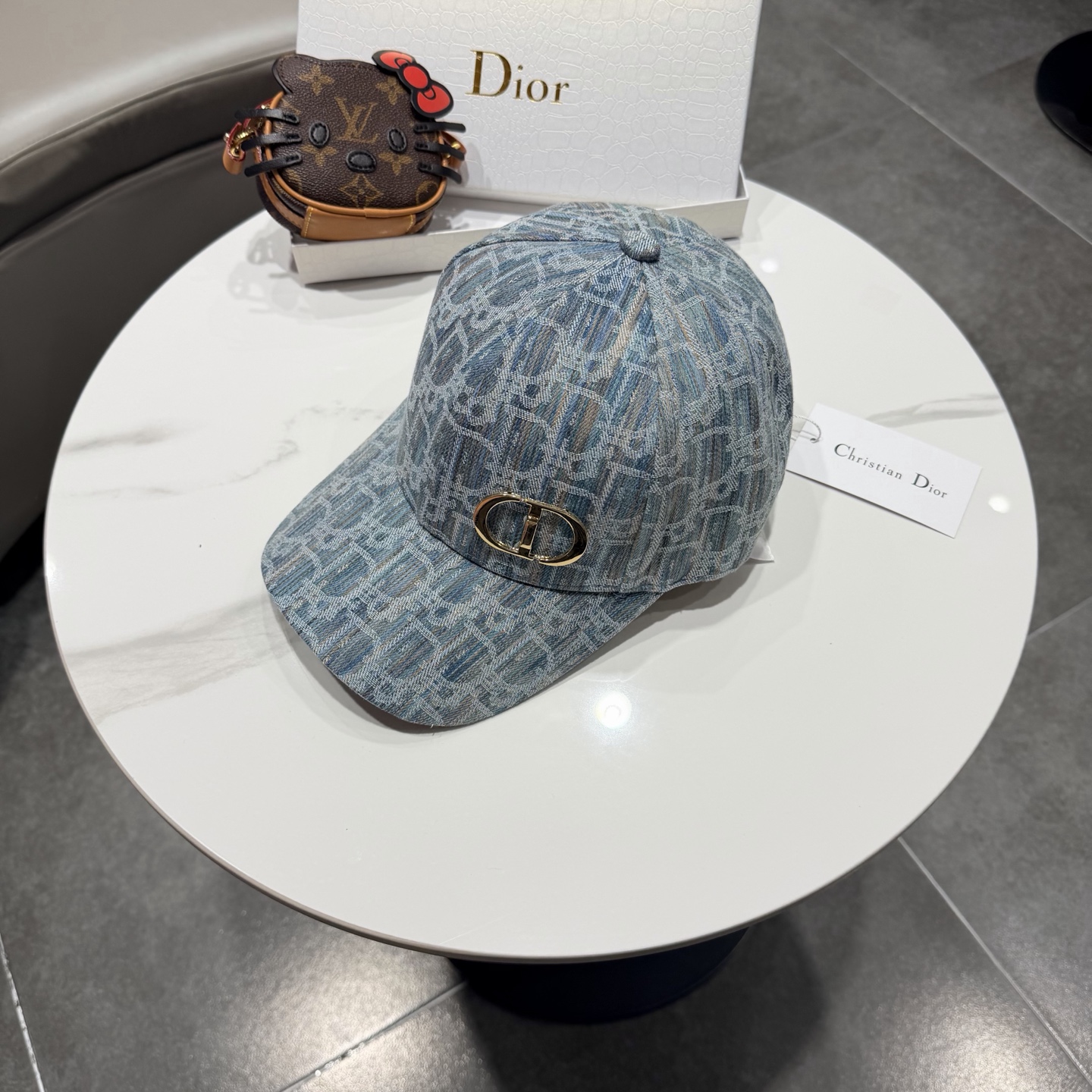 DIOR迪奥 官网同步新款发布 老花D家棒球帽🧢，水洗标吊牌齐全，超级火爆