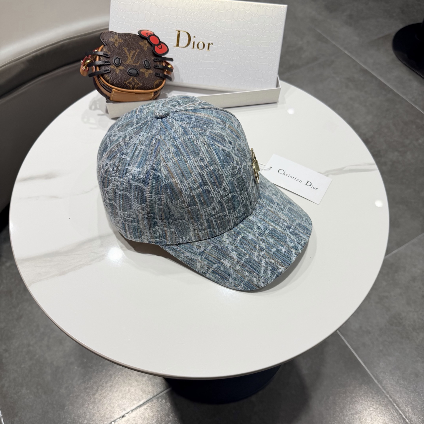 DIOR迪奥 官网同步新款发布 老花D家棒球帽🧢，水洗标吊牌齐全，超级火爆
