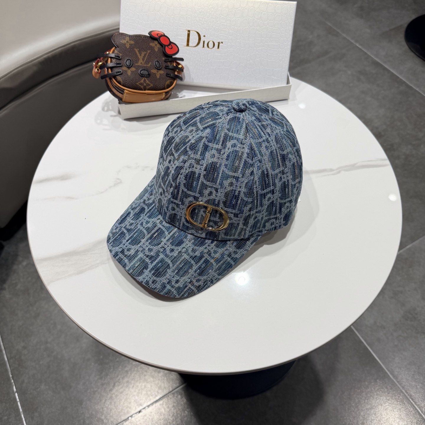 DIOR迪奥 官网同步新款发布 老花D家棒球帽🧢，水洗标吊牌齐全，超级火爆