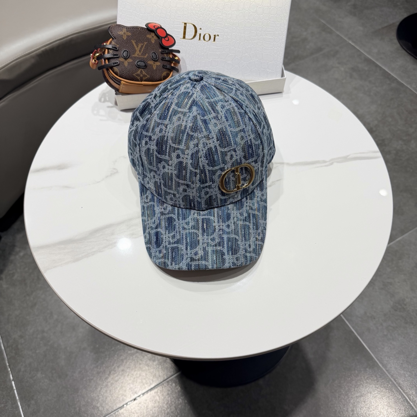 DIOR迪奥 官网同步新款发布 老花D家棒球帽🧢，水洗标吊牌齐全，超级火爆