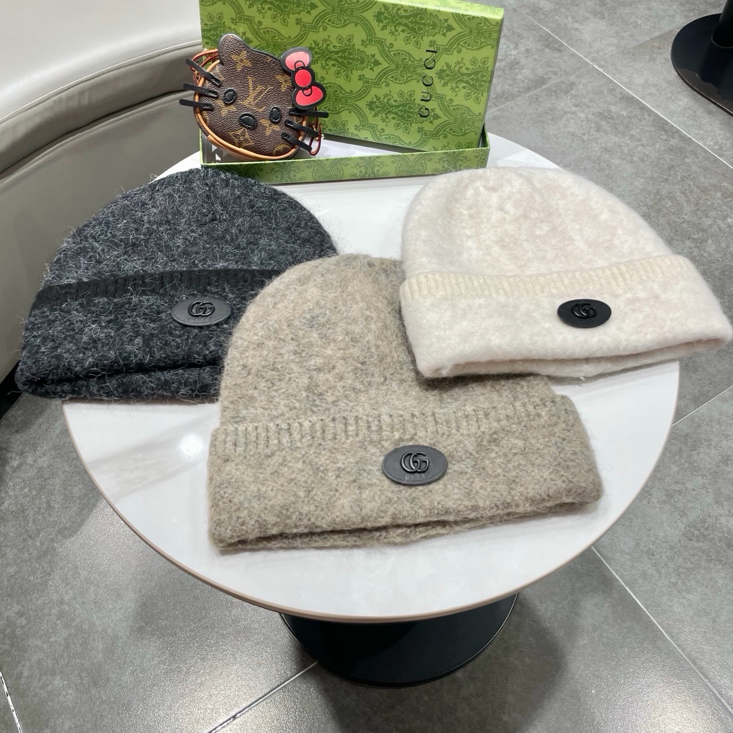 Gucci古奇质款秋冬针织羊毛混纺毛线帽女双层保暖护耳脸小套头帽潮